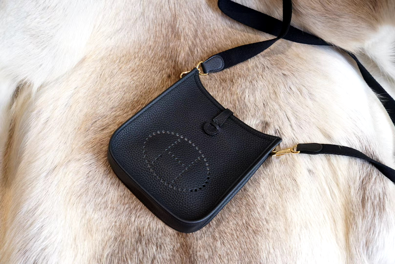 에르메스 Hermes Mini Evelyne Clemence