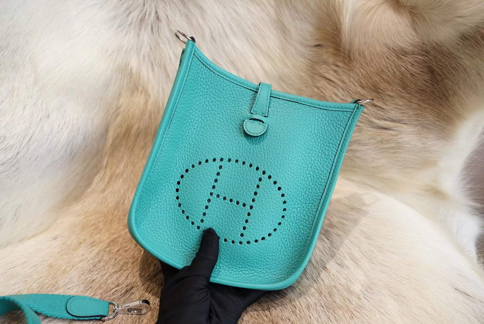 에르메스 Hermes Mini Evelyne Clemence