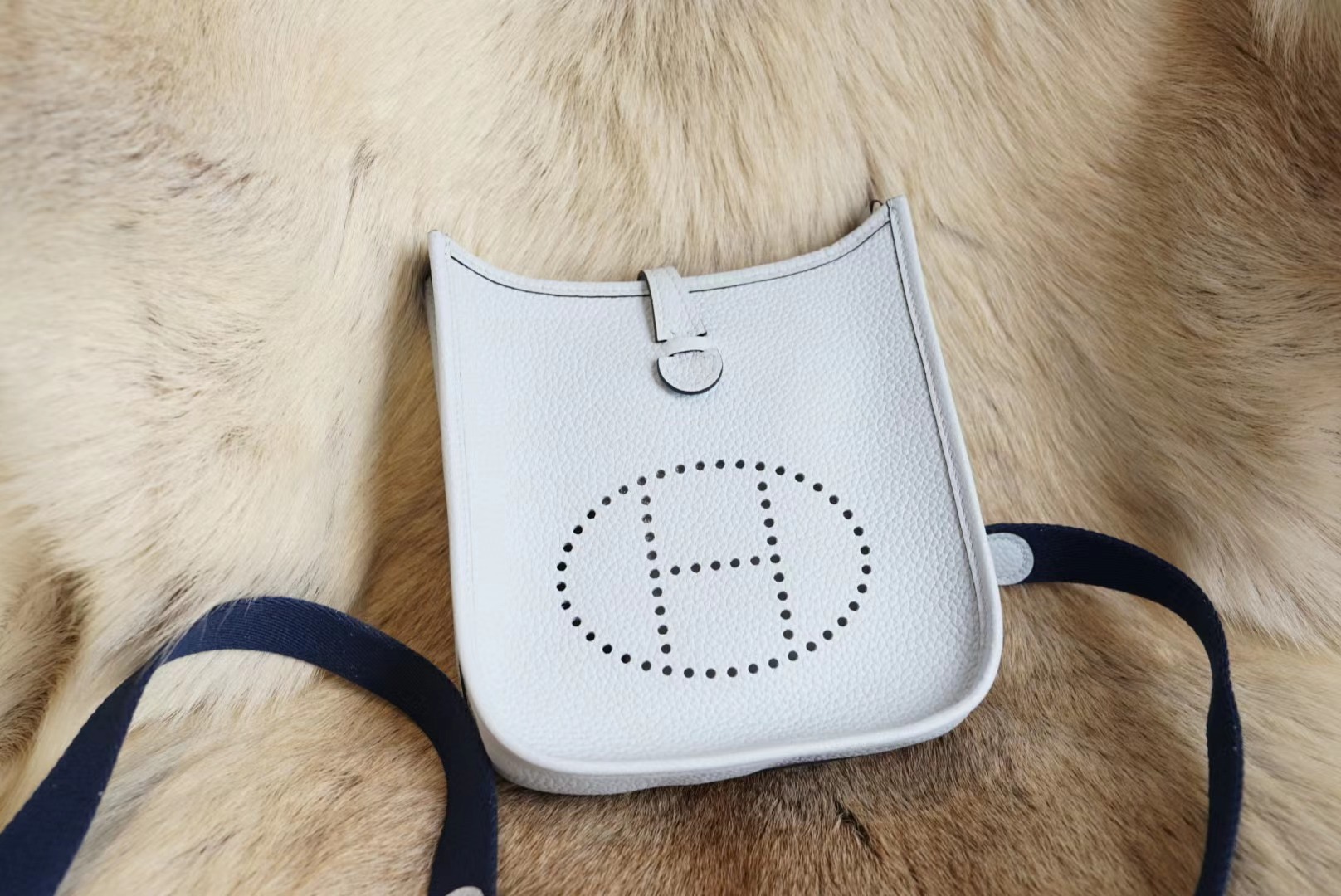 에르메스 Hermes Mini Evelyne Clemence