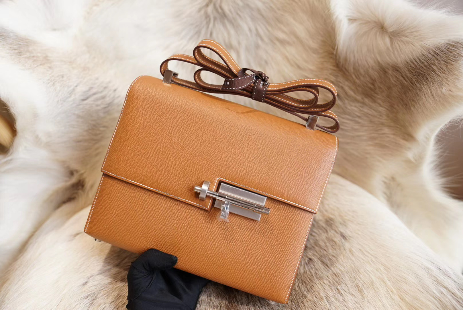 에르메스 Hermes Verrou