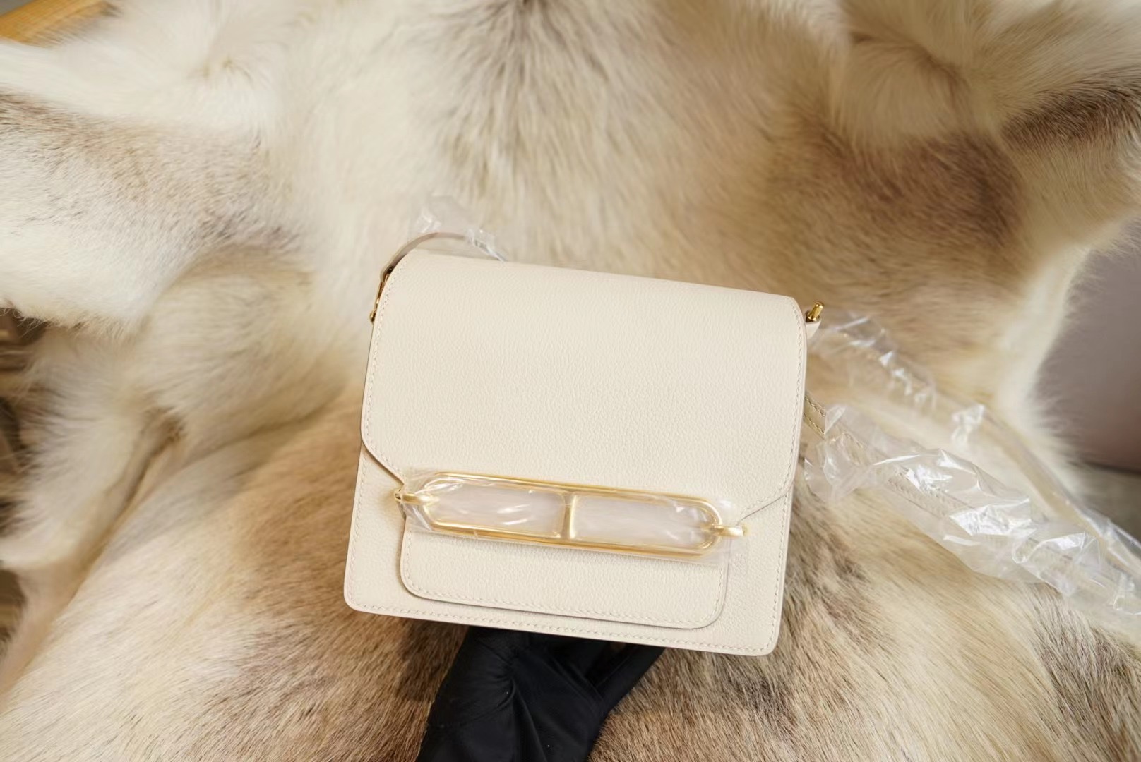 에르메스 Hermes Mini Roulis evercolor