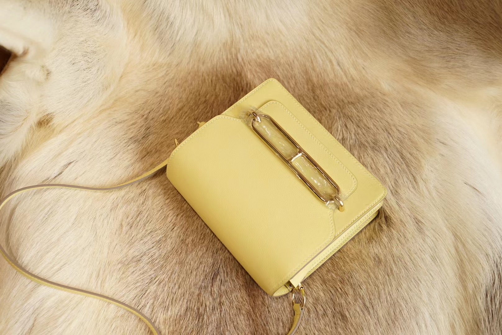 에르메스 Hermes Mini Roulis swift