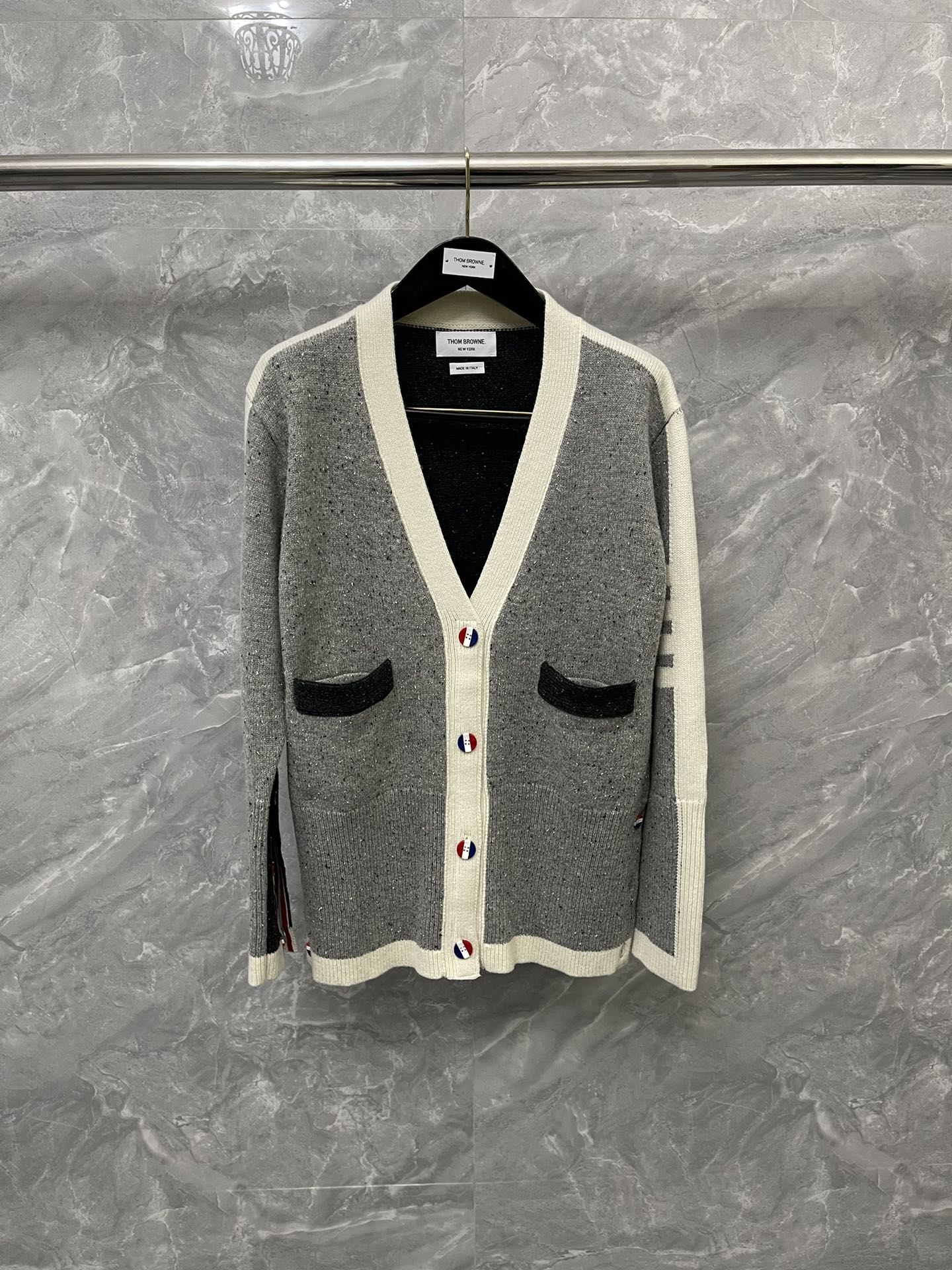 톰브라운 Thom Browne 가디건