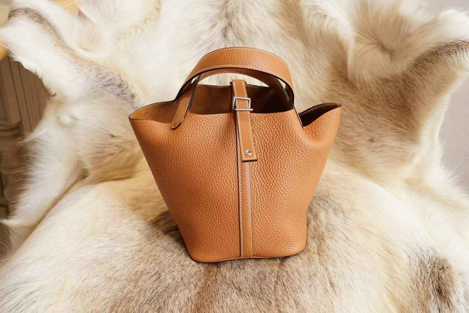 에르메스 Hermes Picotin Lock 18 clemence