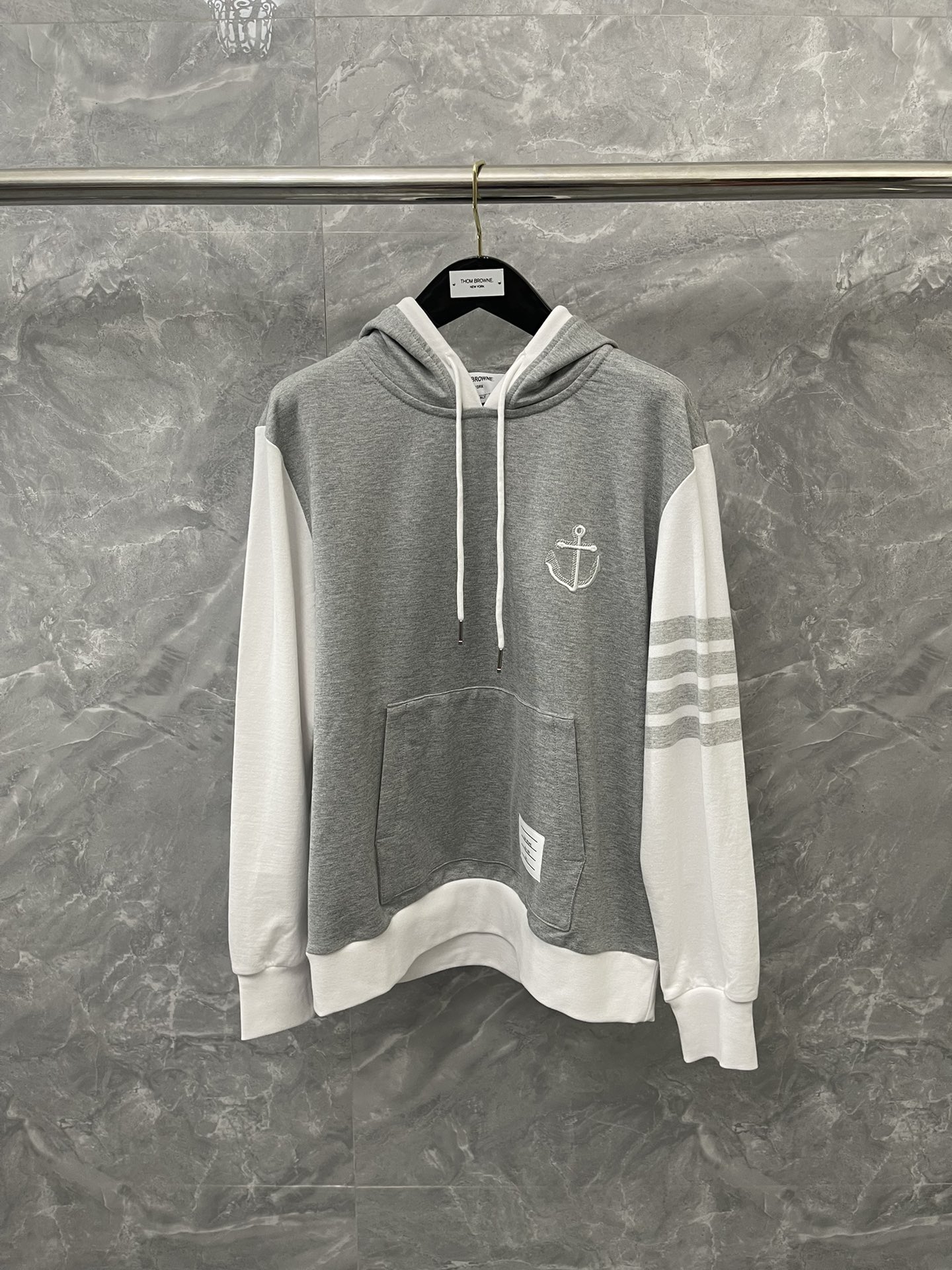 톰브라운 Thom Browne 후드
