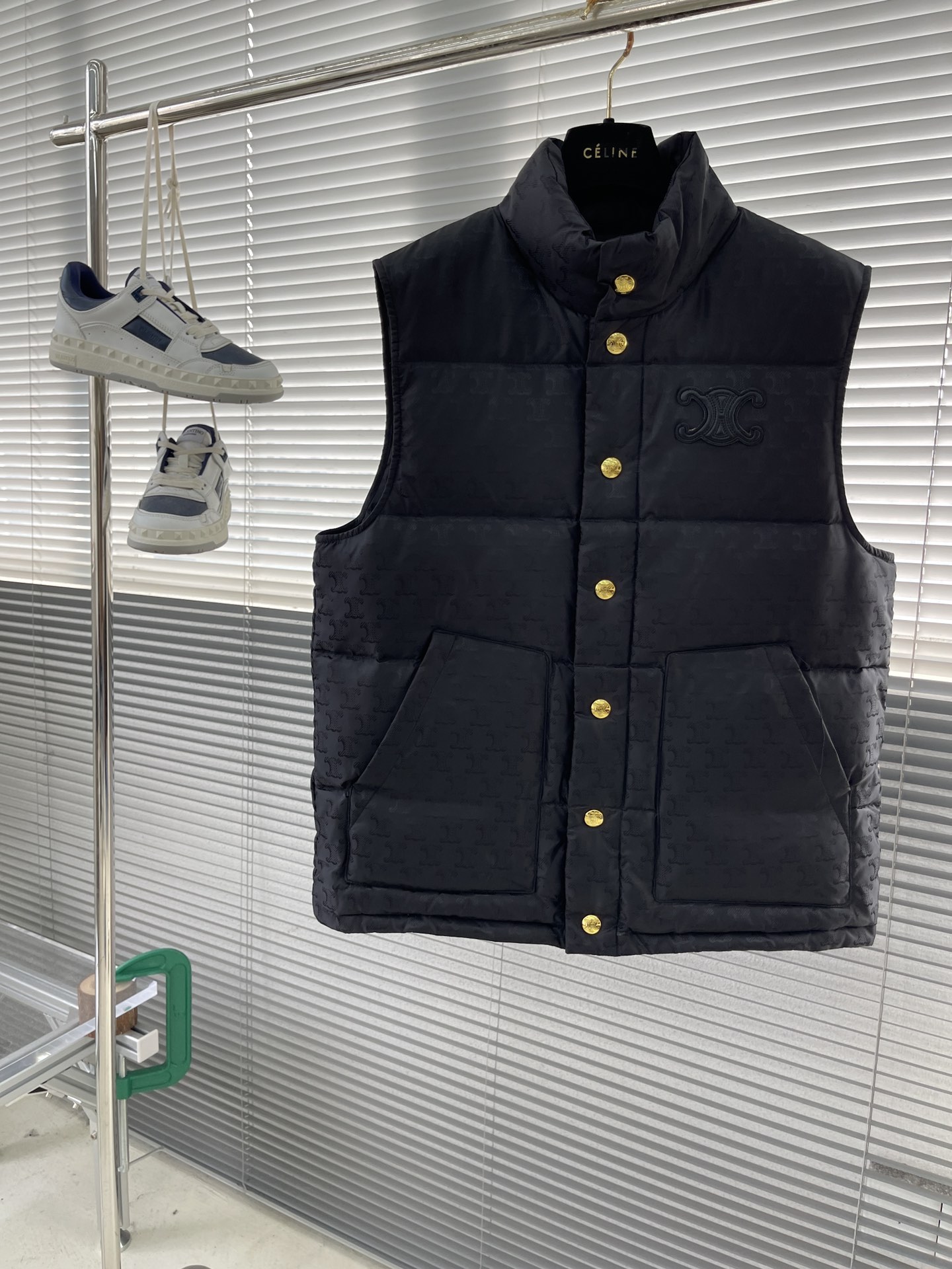 셀린느 CELINE 조끼 패딩