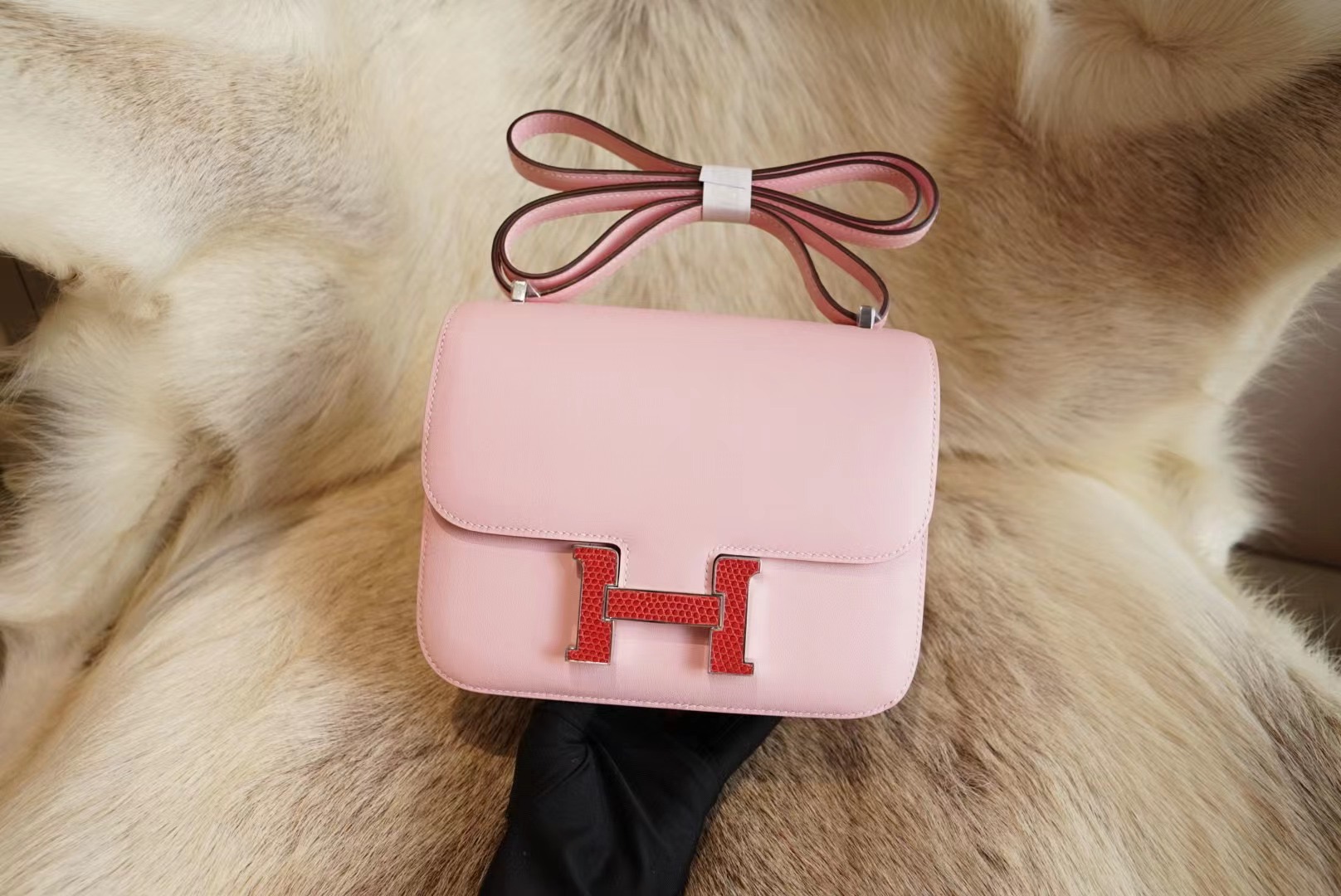 에르메스 Hermes Constance 19 swift