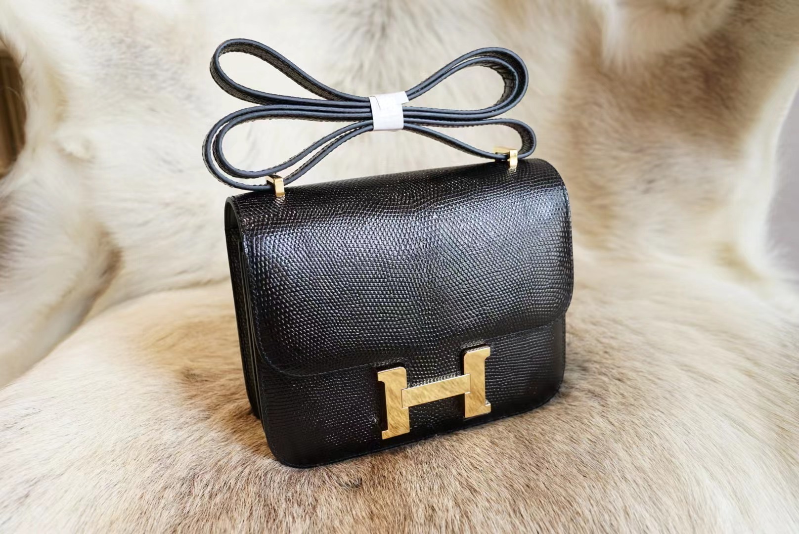 에르메스 Hermes Constance 19