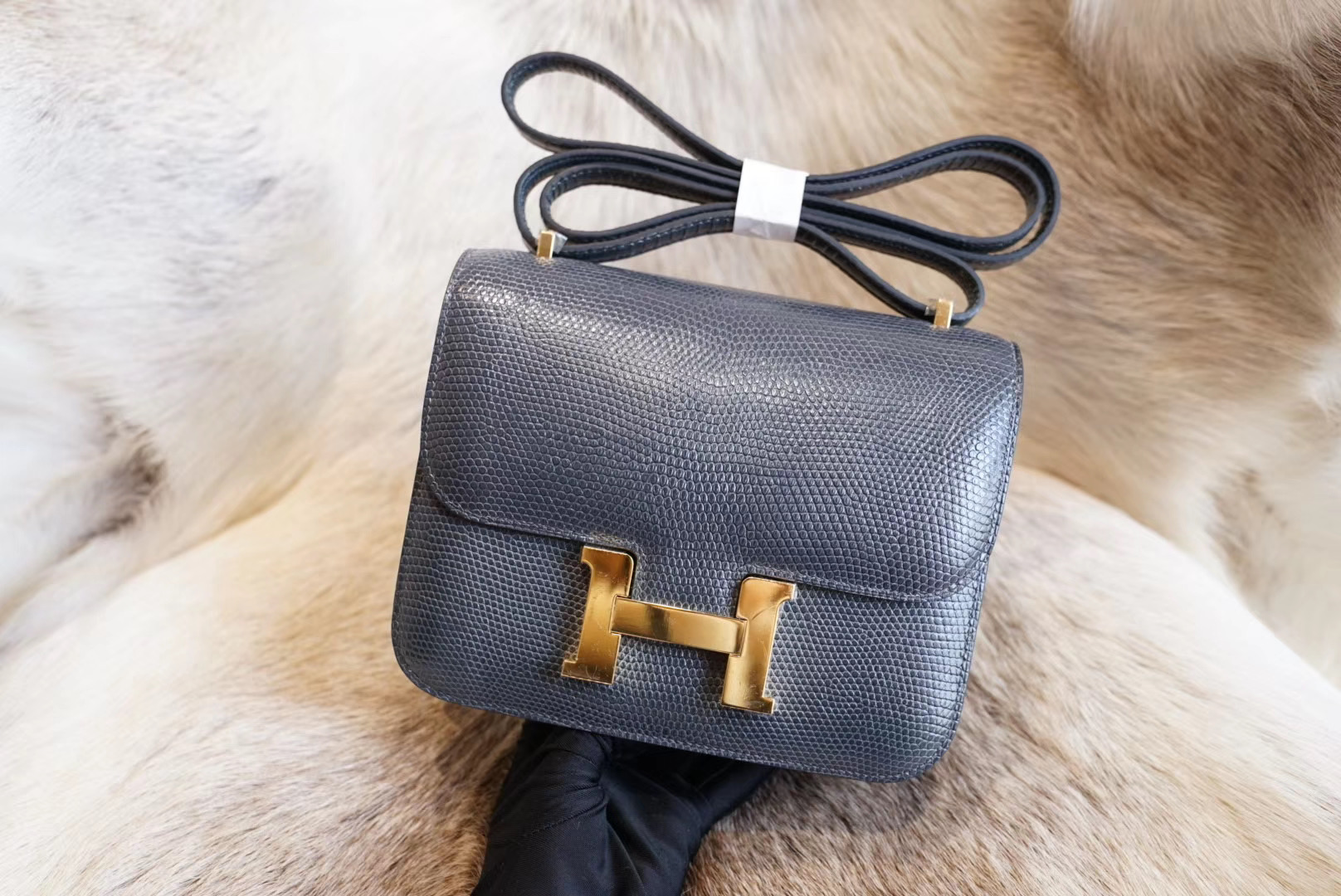 에르메스 Hermes Constance 19