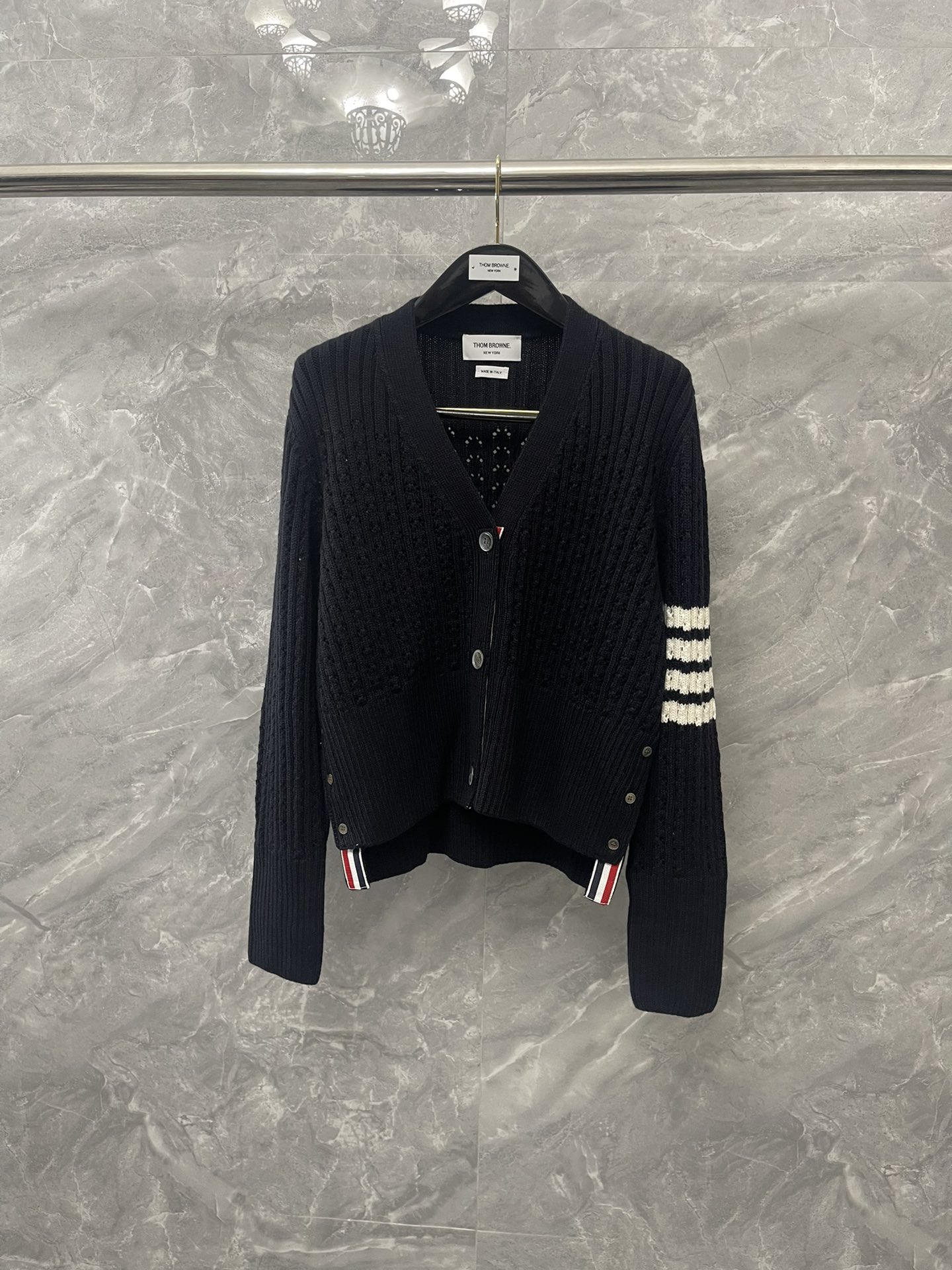 톰브라운 Thom Browne 가디건