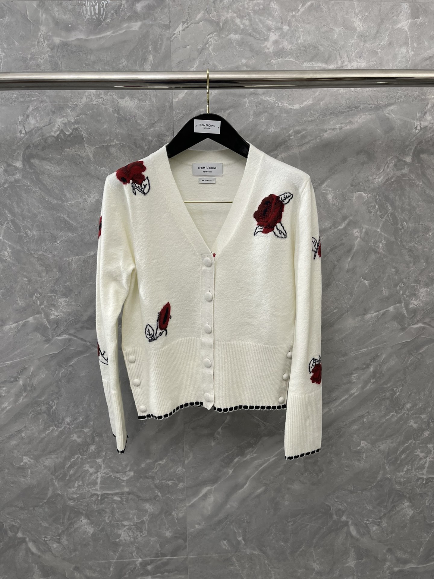 톰브라운 Thom Browne 가디건