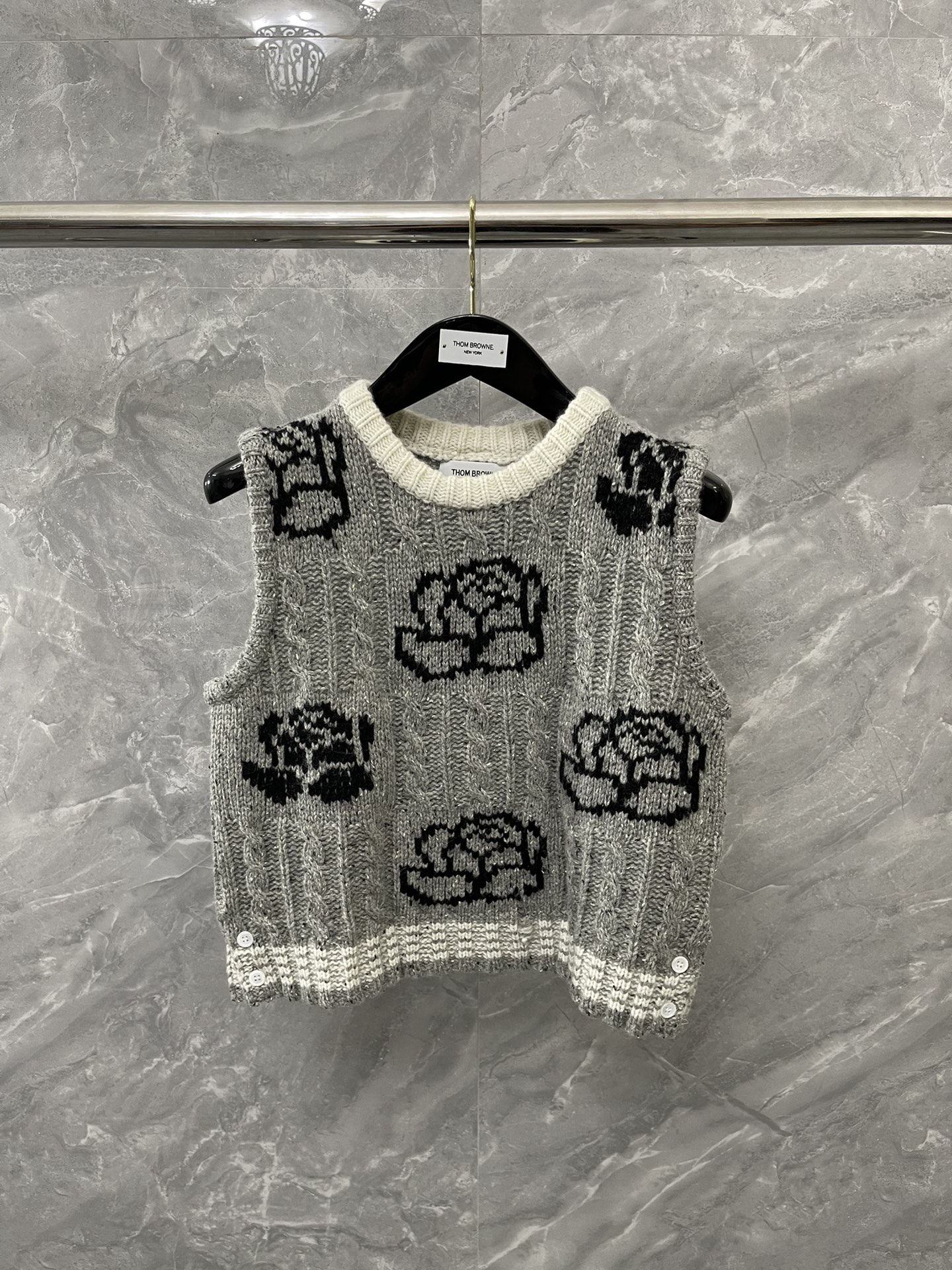 톰브라운 Thom Browne 조끼