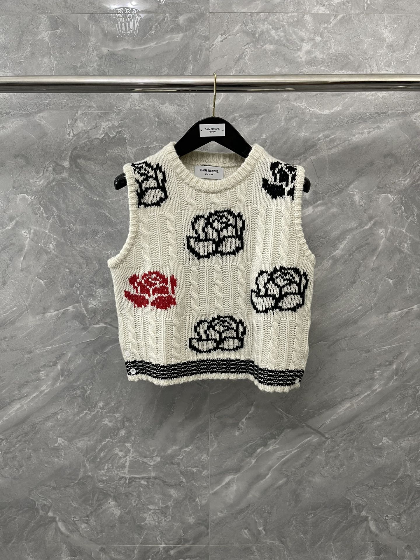 톰브라운 Thom Browne 조끼