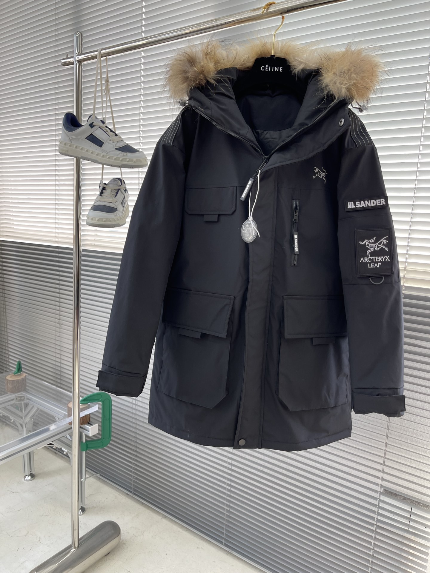 아크테릭스 ARC'TERYX  패딩재킷