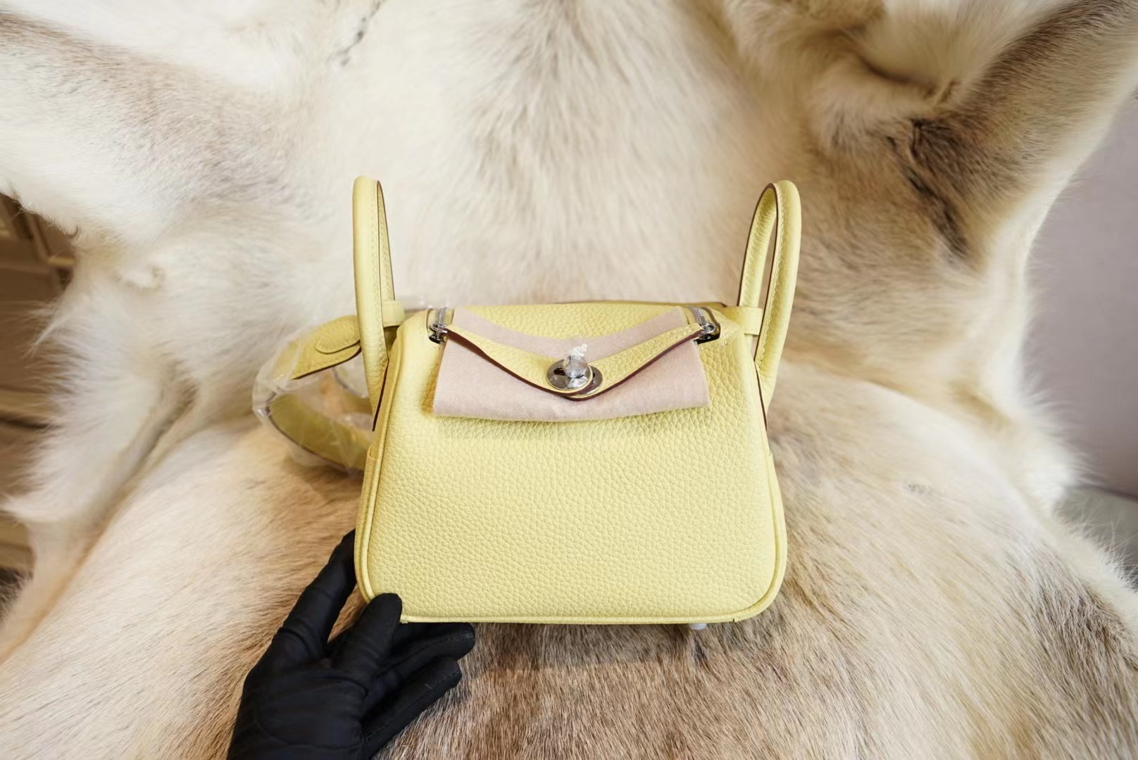 에르메스 Hermes Mini Lindy clemence
