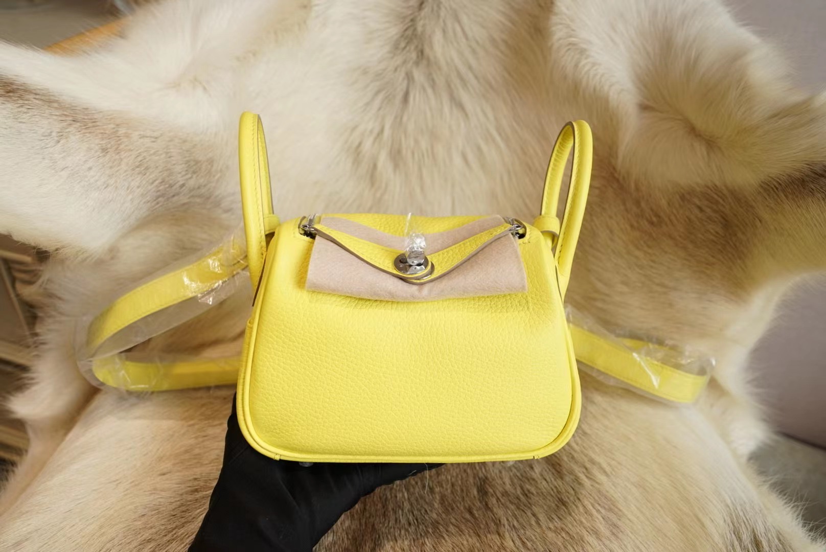 에르메스 Hermes Mini Lindy clemence