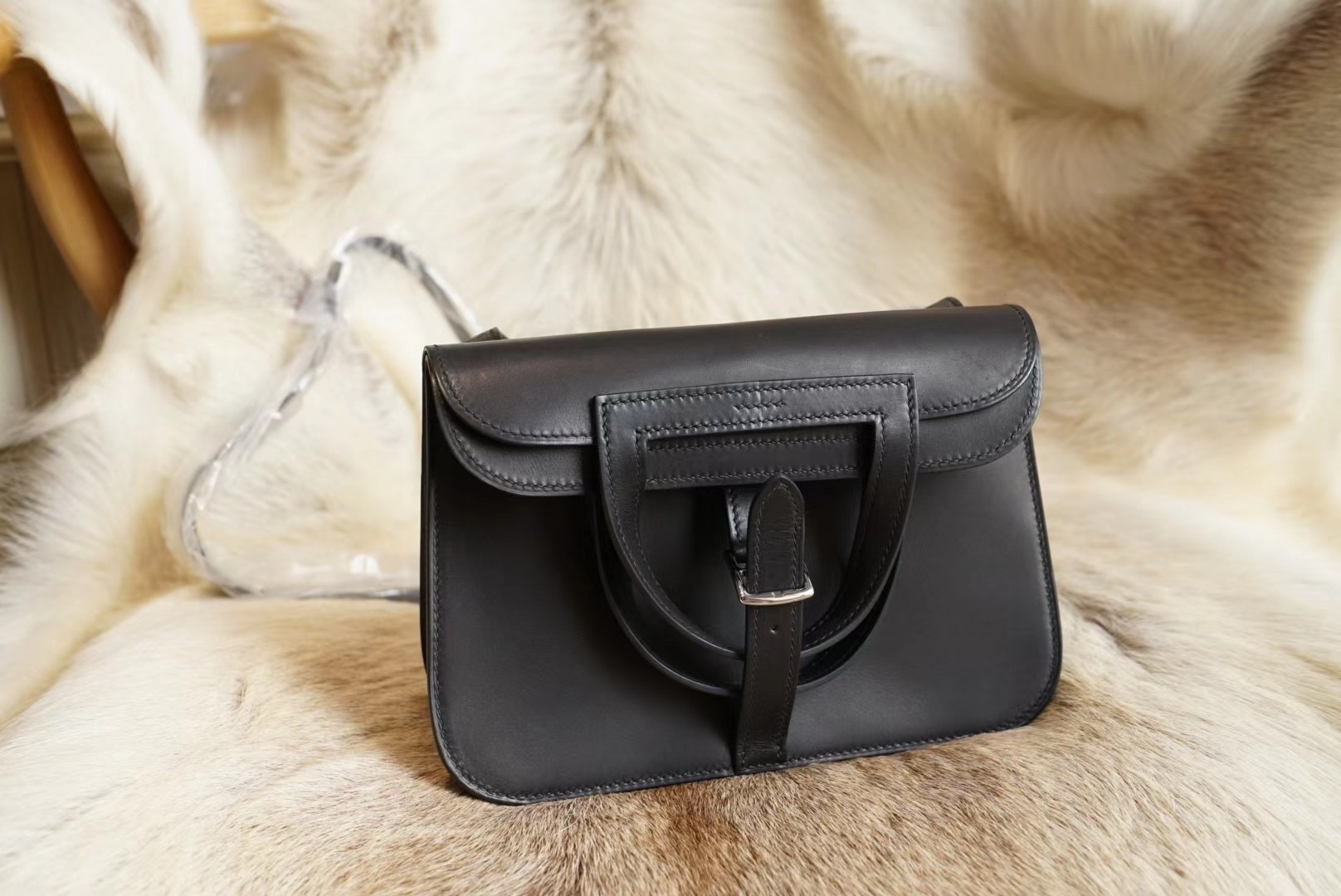 에르메스 Hermes Mini halzan Barenia