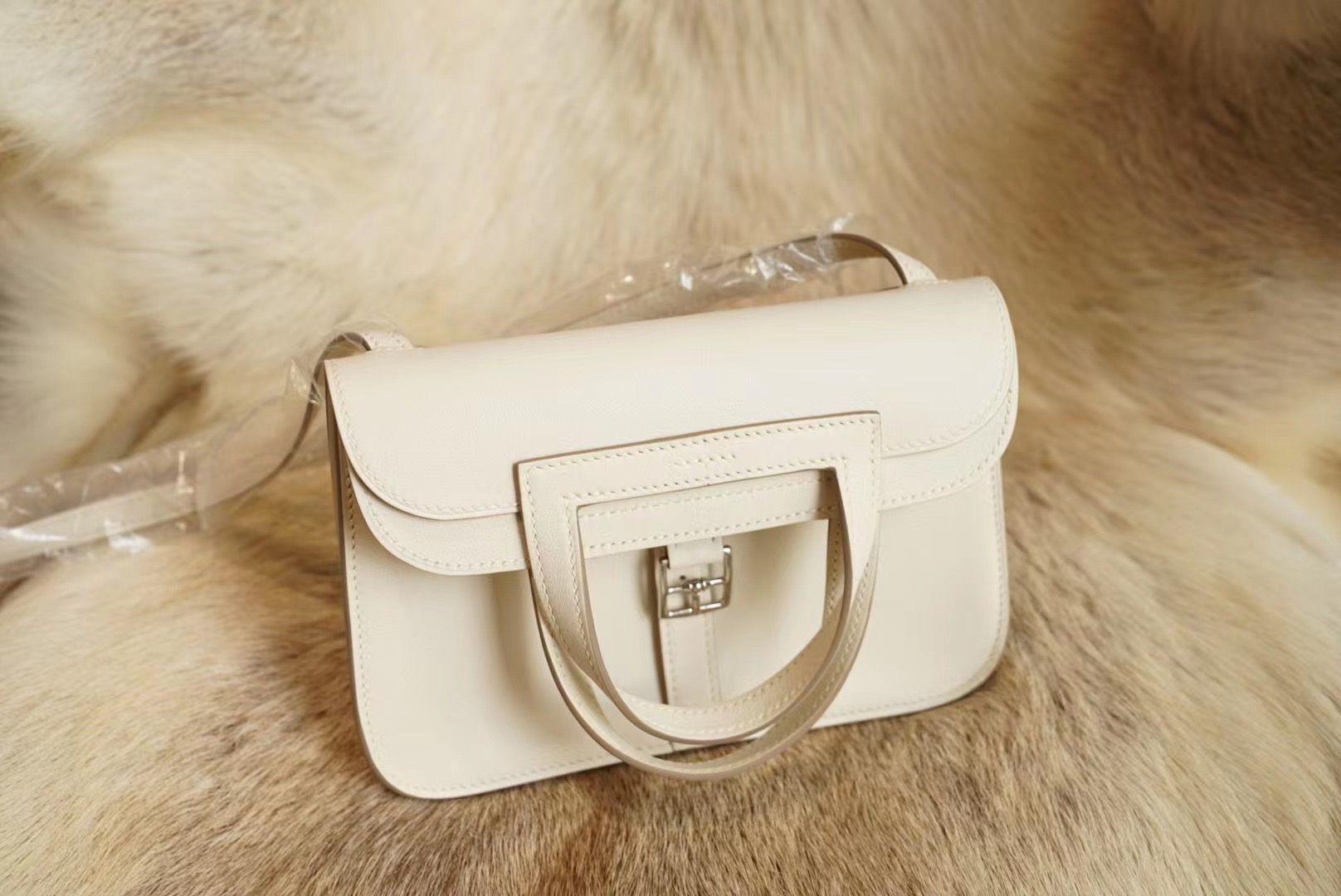 에르메스 Hermes Mini halzan swift