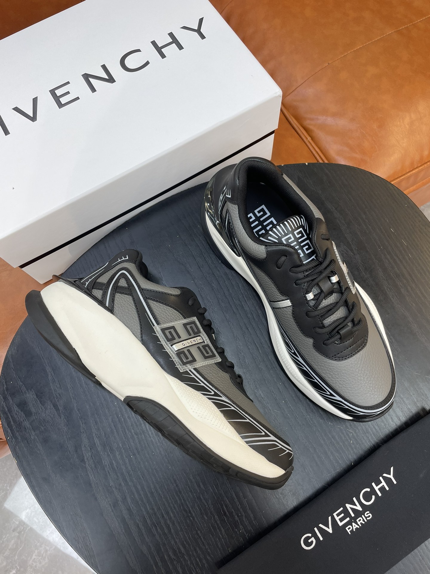 지방시 Givenchy 스니커즈