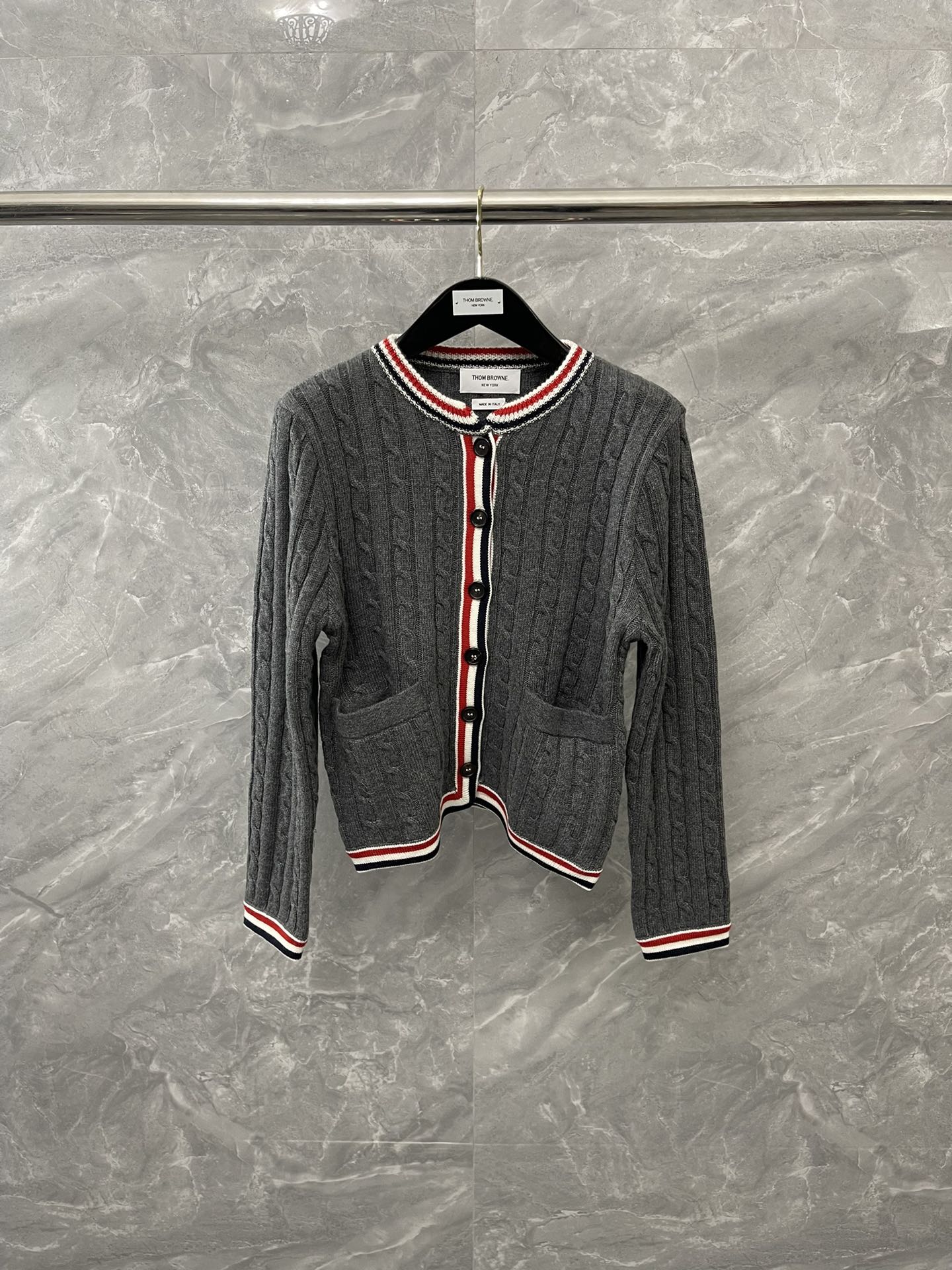 톰브라운 Thom Browne 가디건 재킷