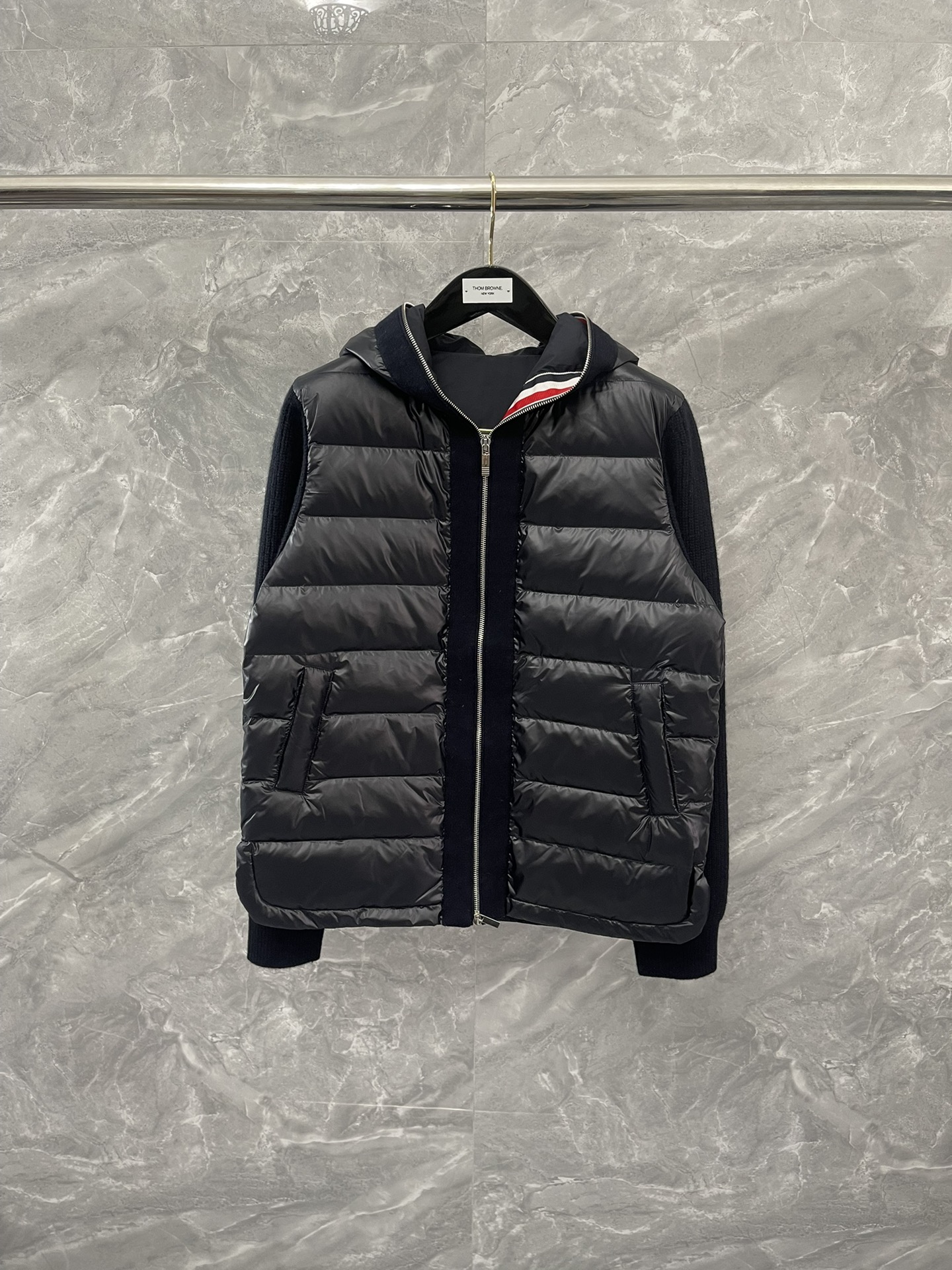 톰브라운 Thom Browne 패딩 재킷