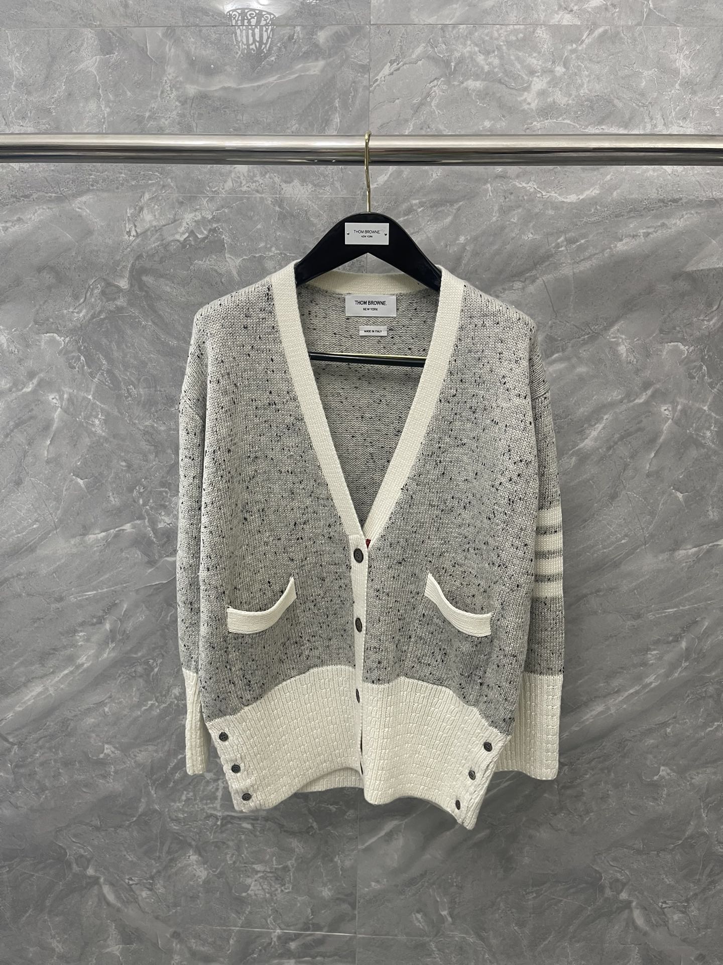 톰브라운 Thom Browne 가디건