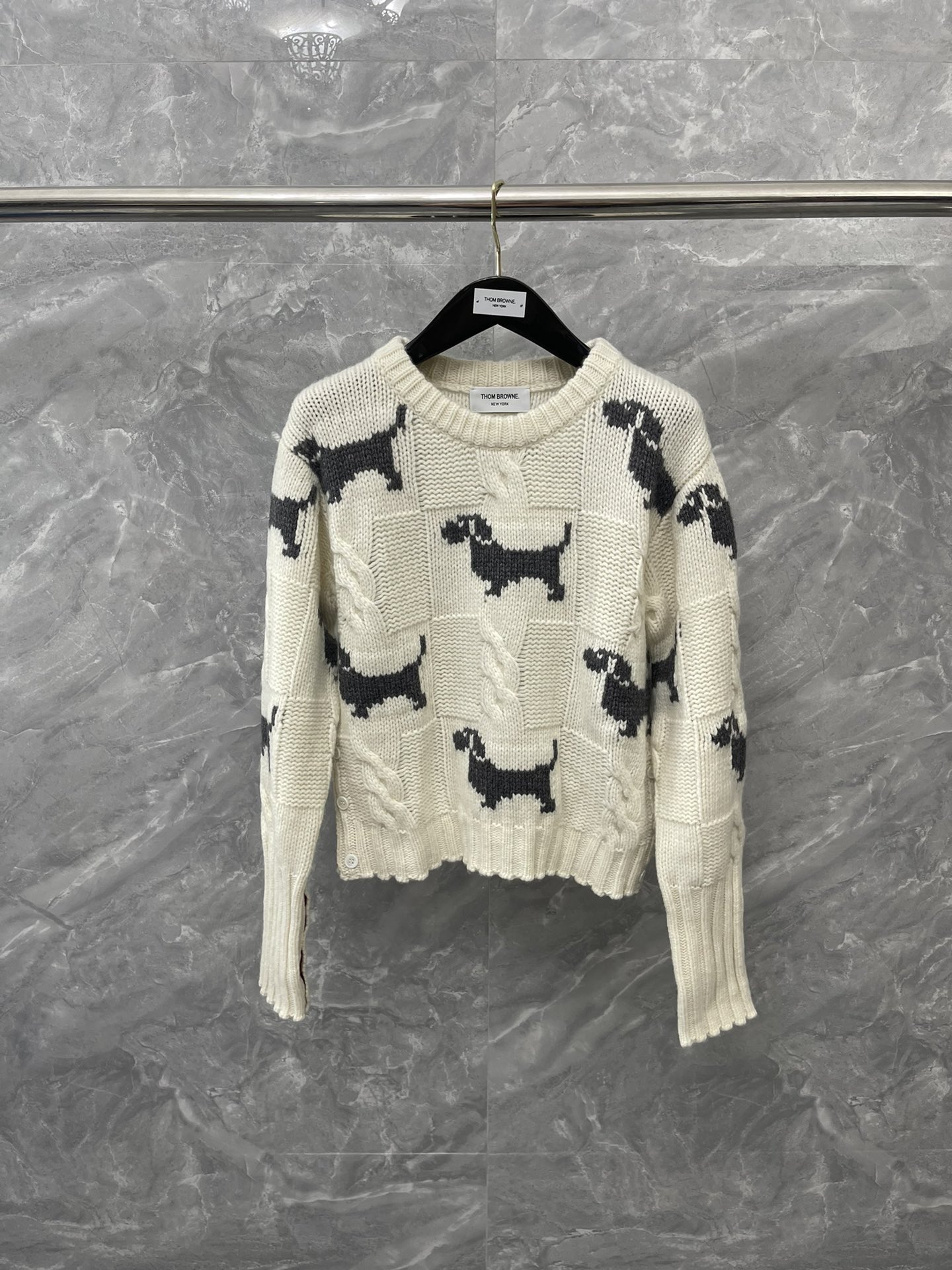 톰브라운 Thom Browne 스웨터