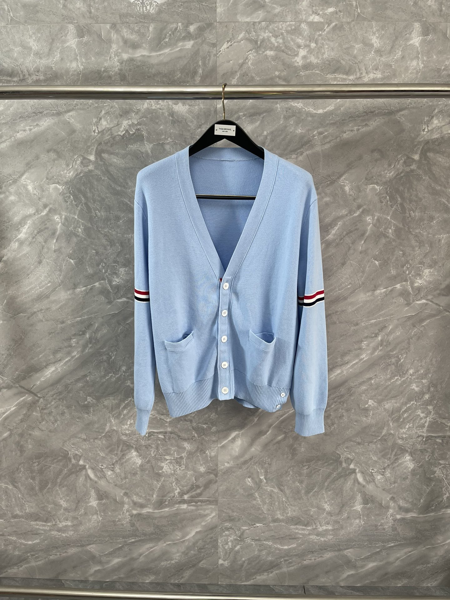 톰브라운 Thom Browne 가디건