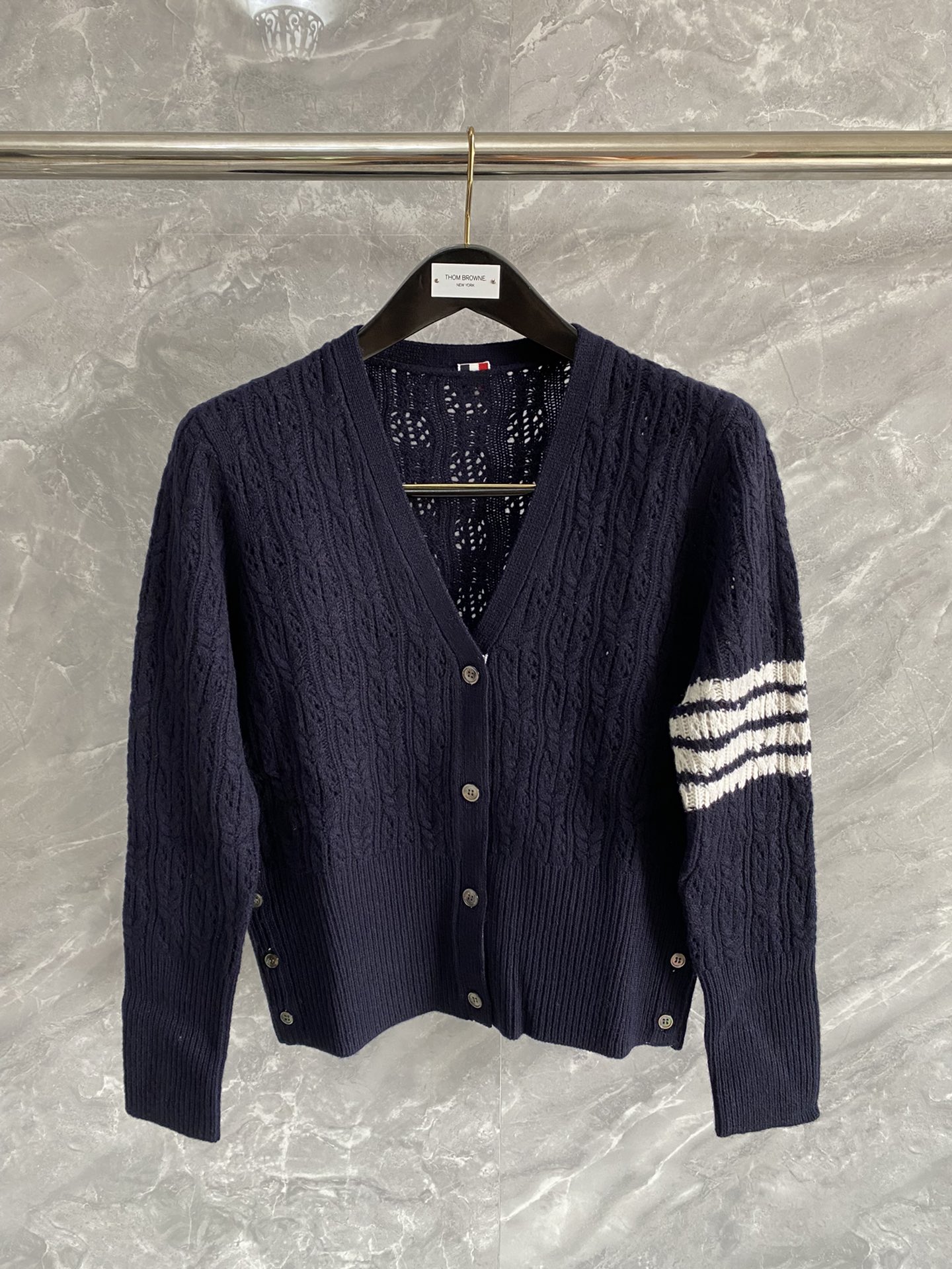 톰브라운 Thom Browne 가디건