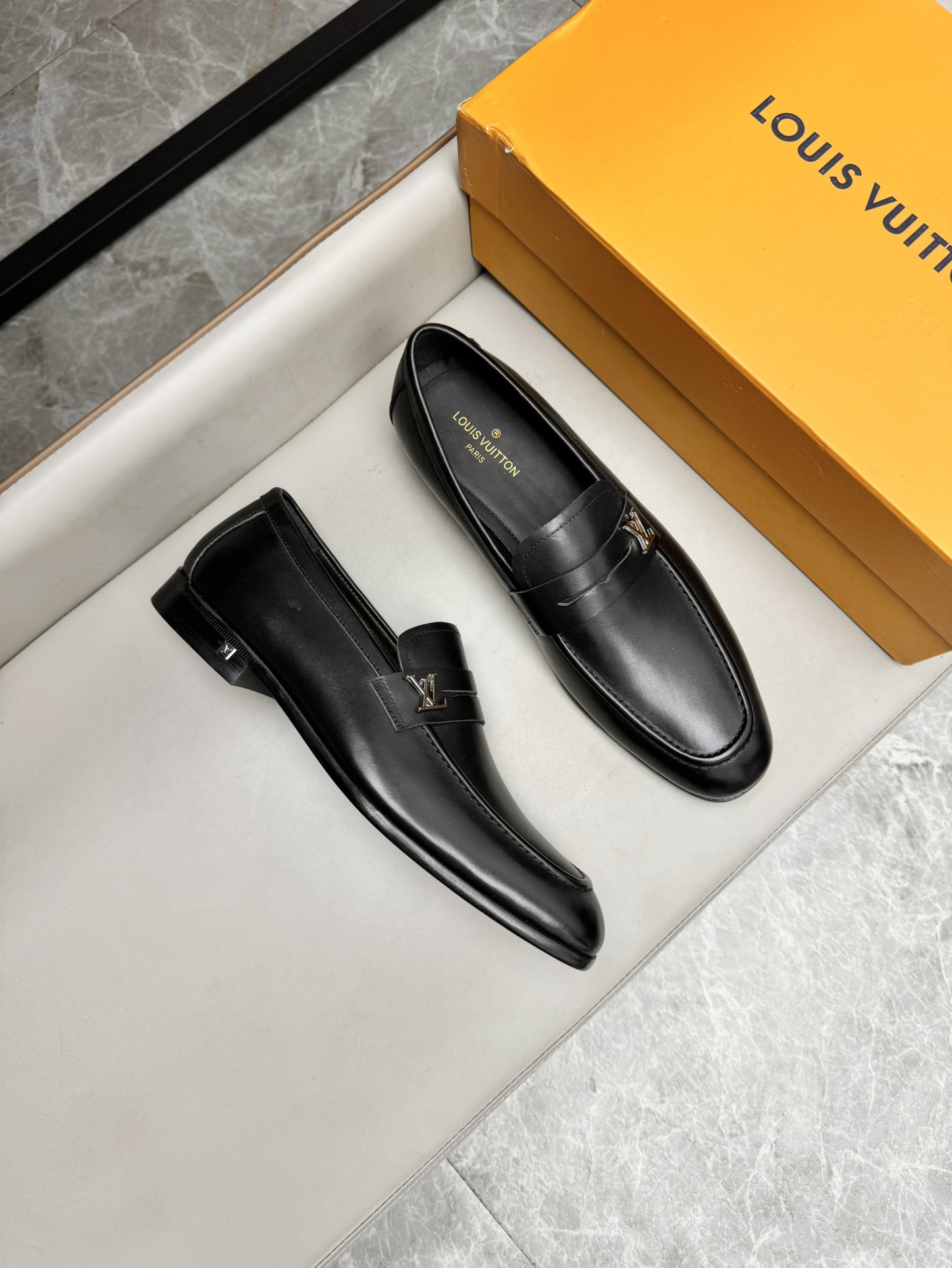 루이비통 Louis Vuitton 구두