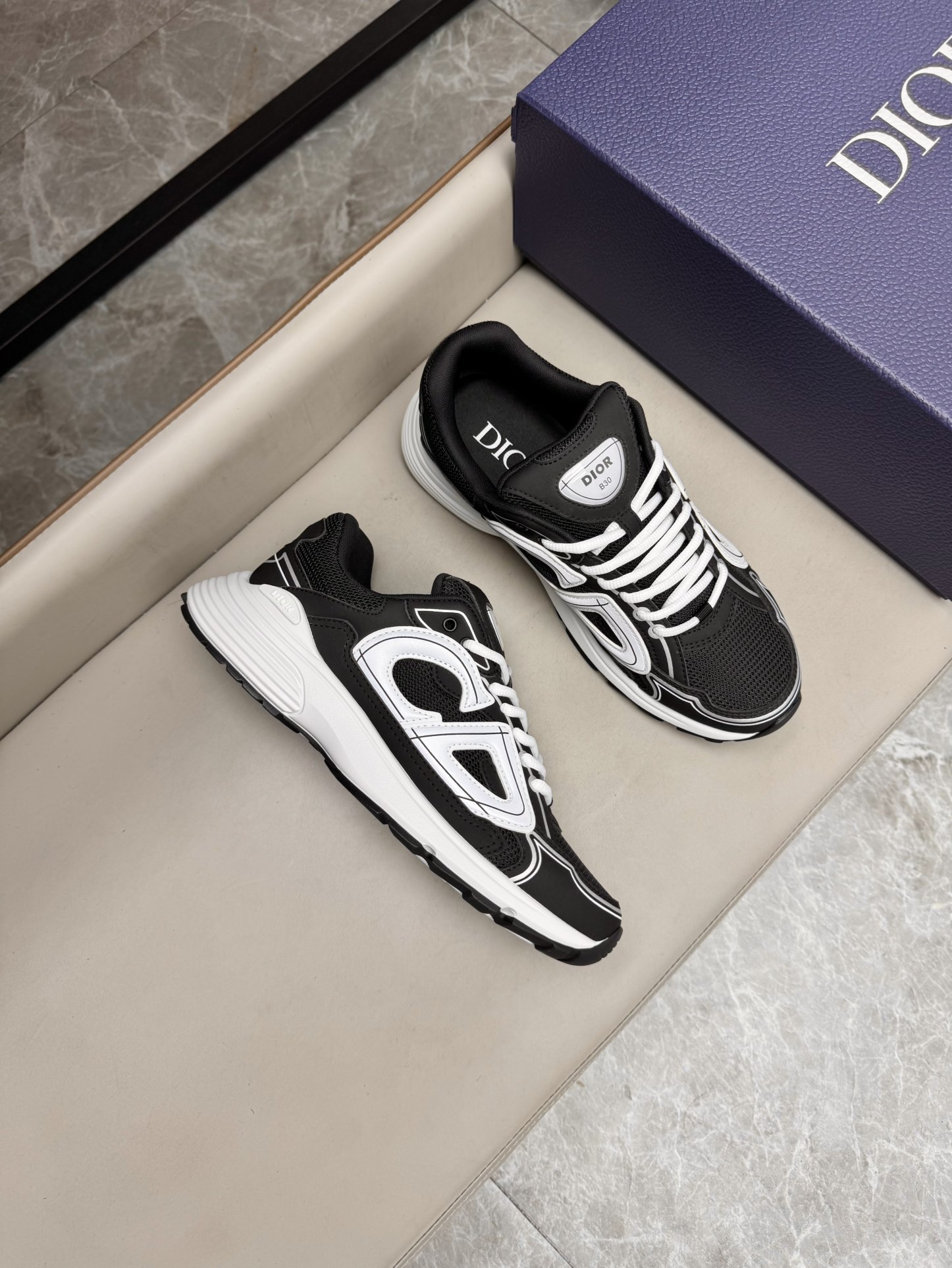 디올 Dior 스니커즈