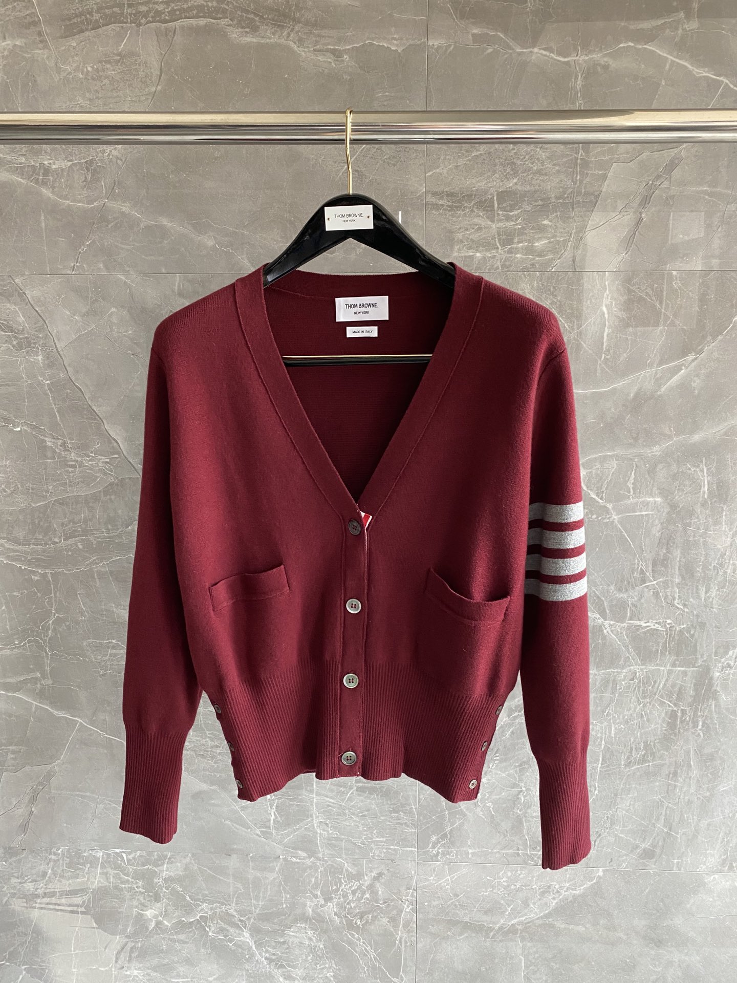 톰브라운 Thom Browne 가디건