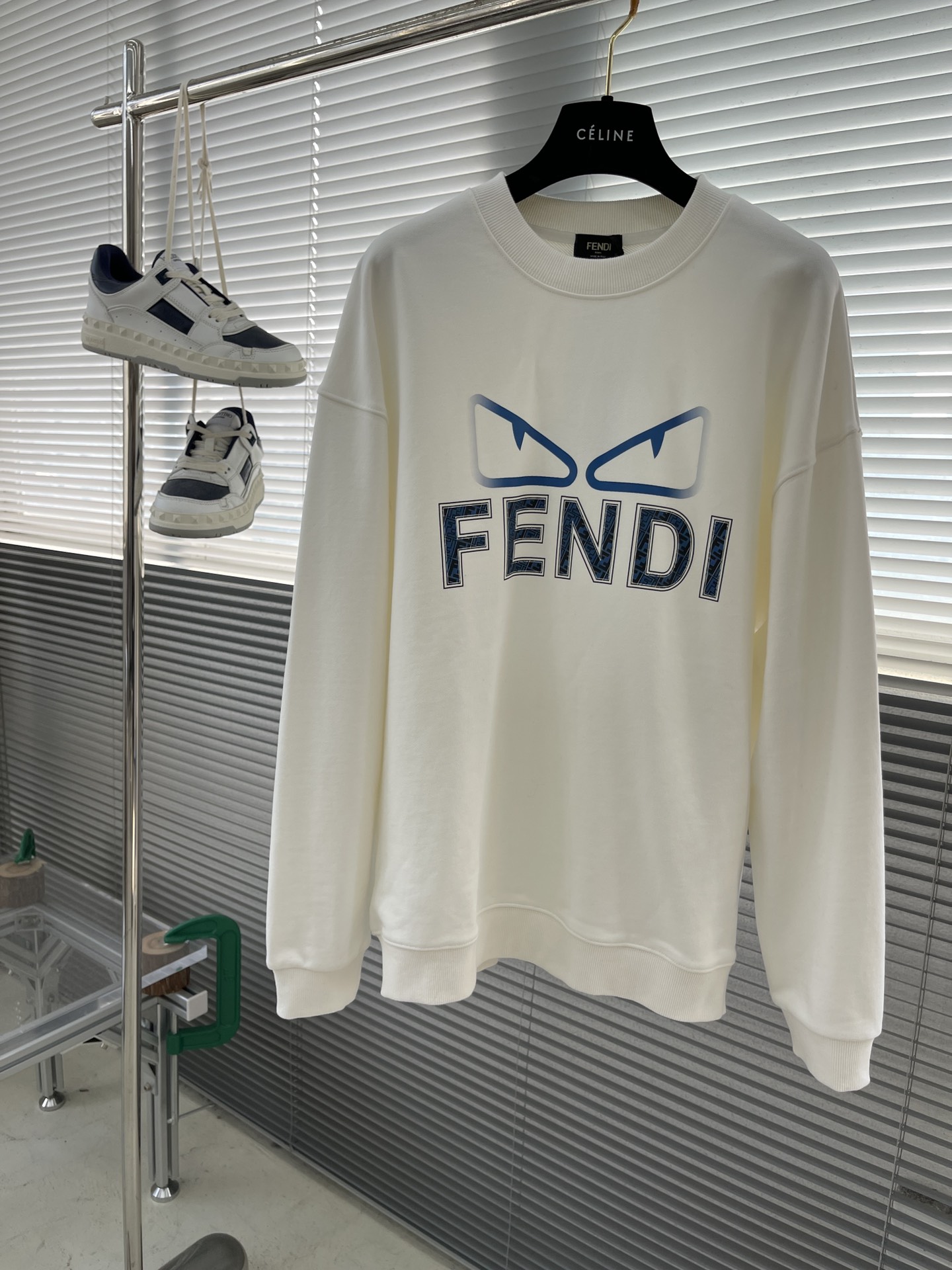 펜디 FENDI 라운드 맨투맨