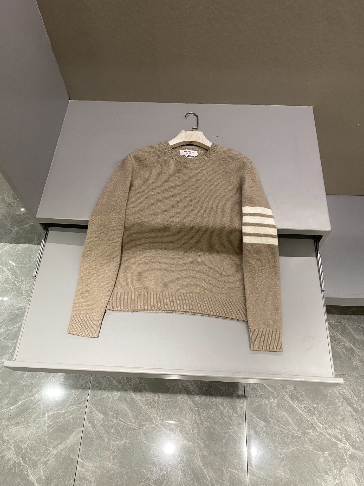 톰브라운 Thom Browne 스웨터