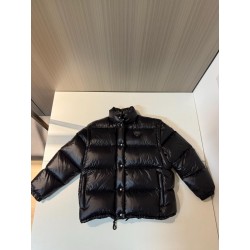 프라다 Prada Deluxe 패딩