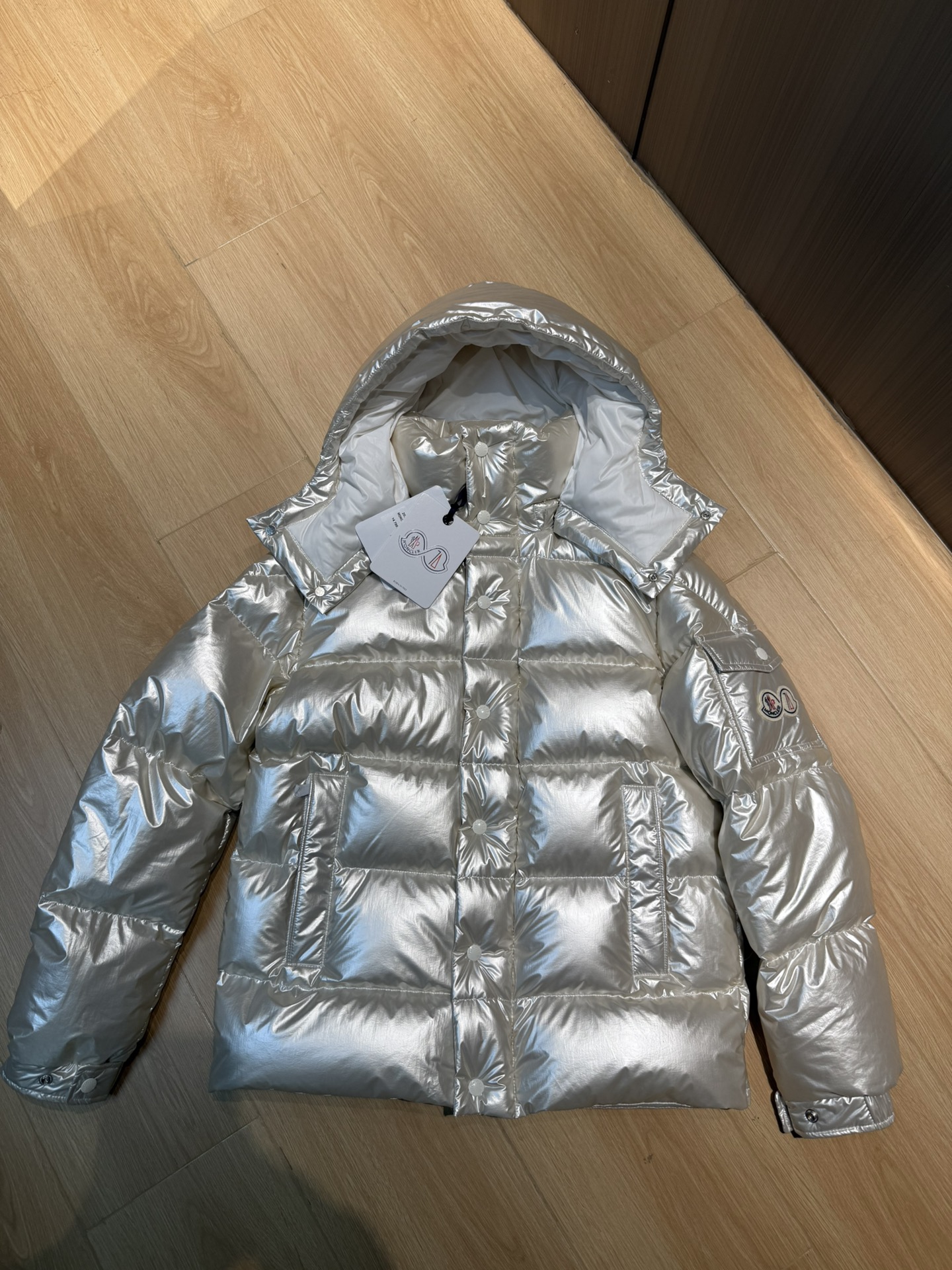 몽클레어 Moncler Maya 70 마야 패딩-pearl white