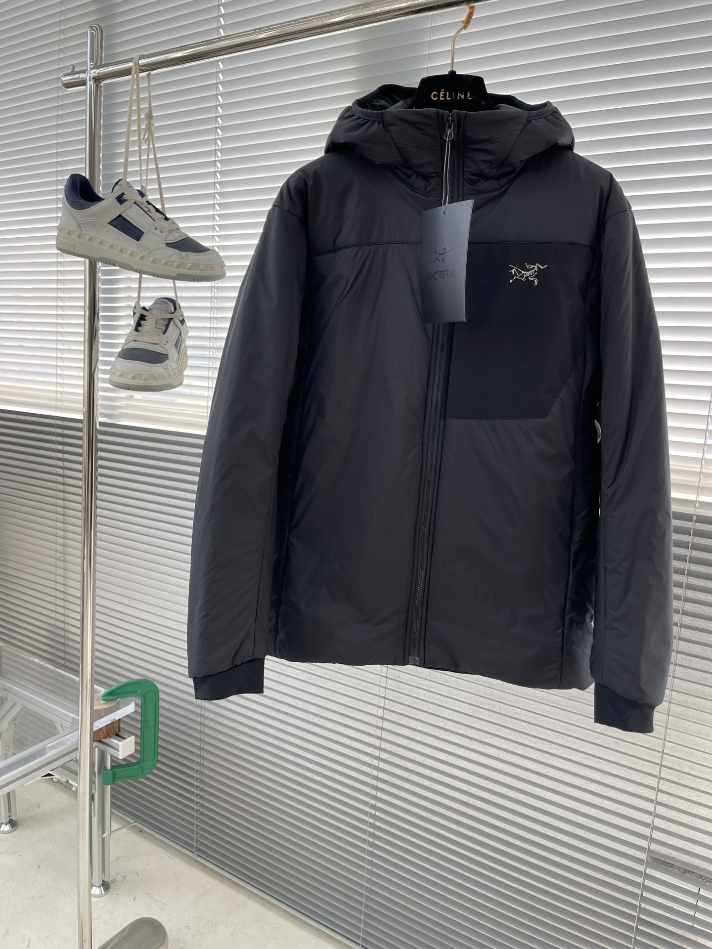 아크테릭스 ARC'TERYX 패딩