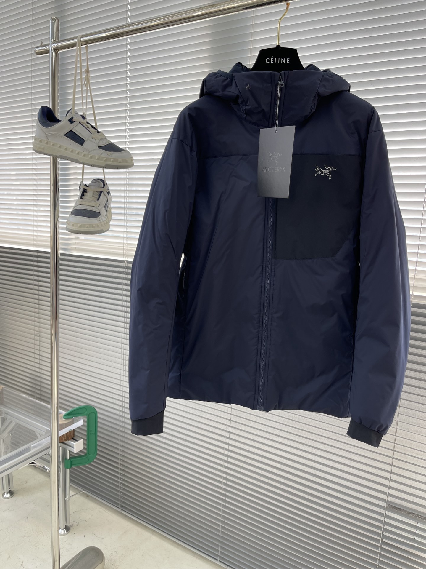 아크테릭스 ARC'TERYX 패딩