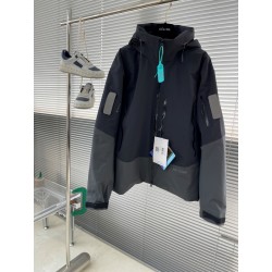 아크테릭스 ARC'TERYX 패딩