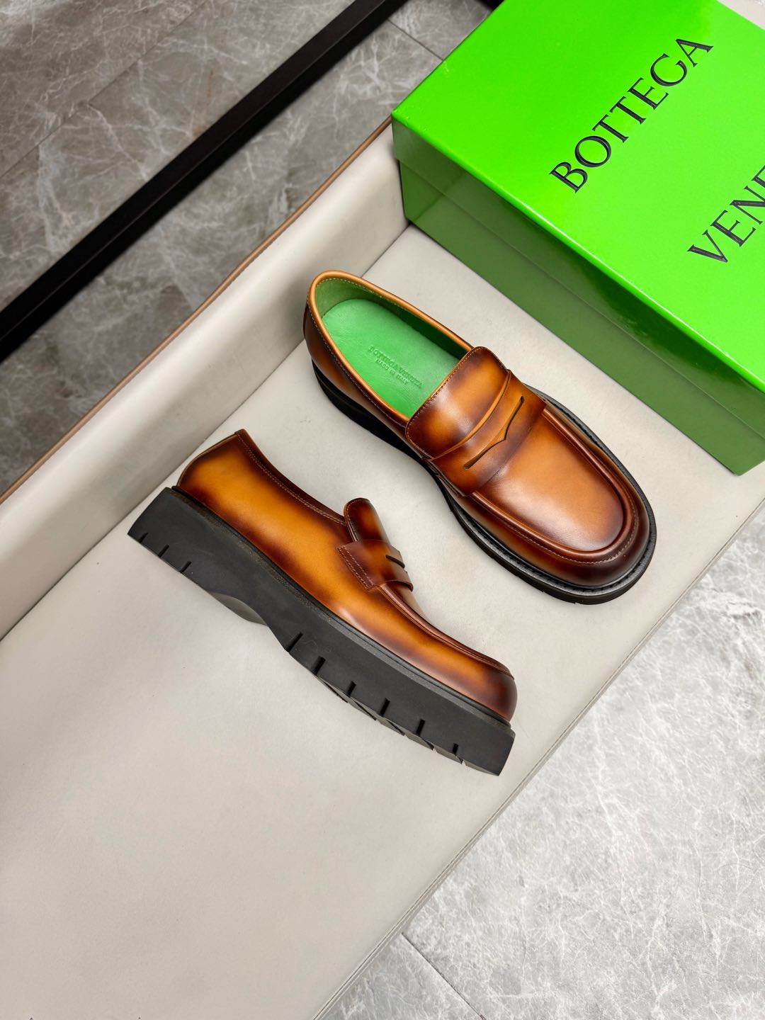 보테가 베네타 Bottega Veneta 구두