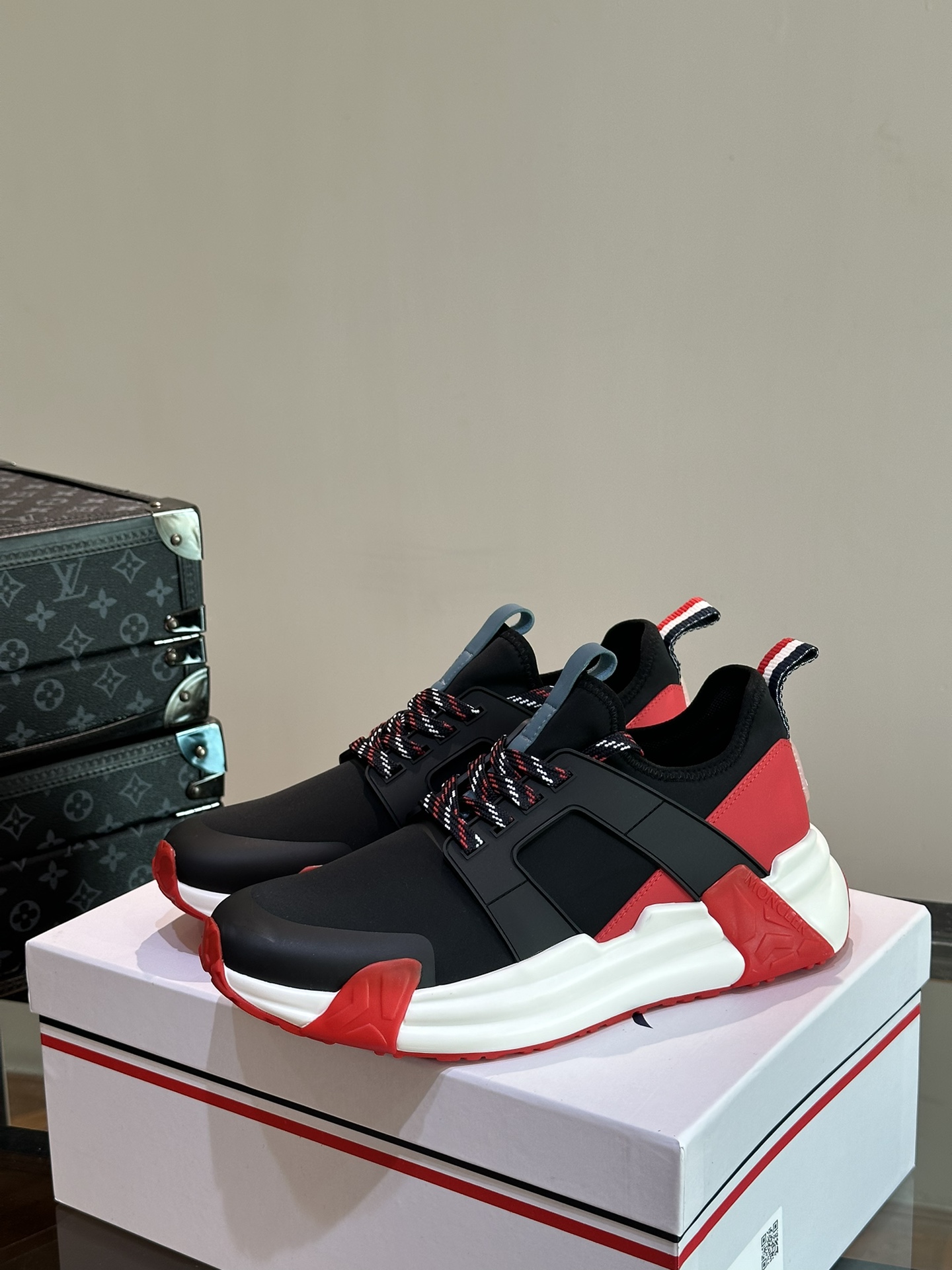 몽클레어 Moncler 스니커즈