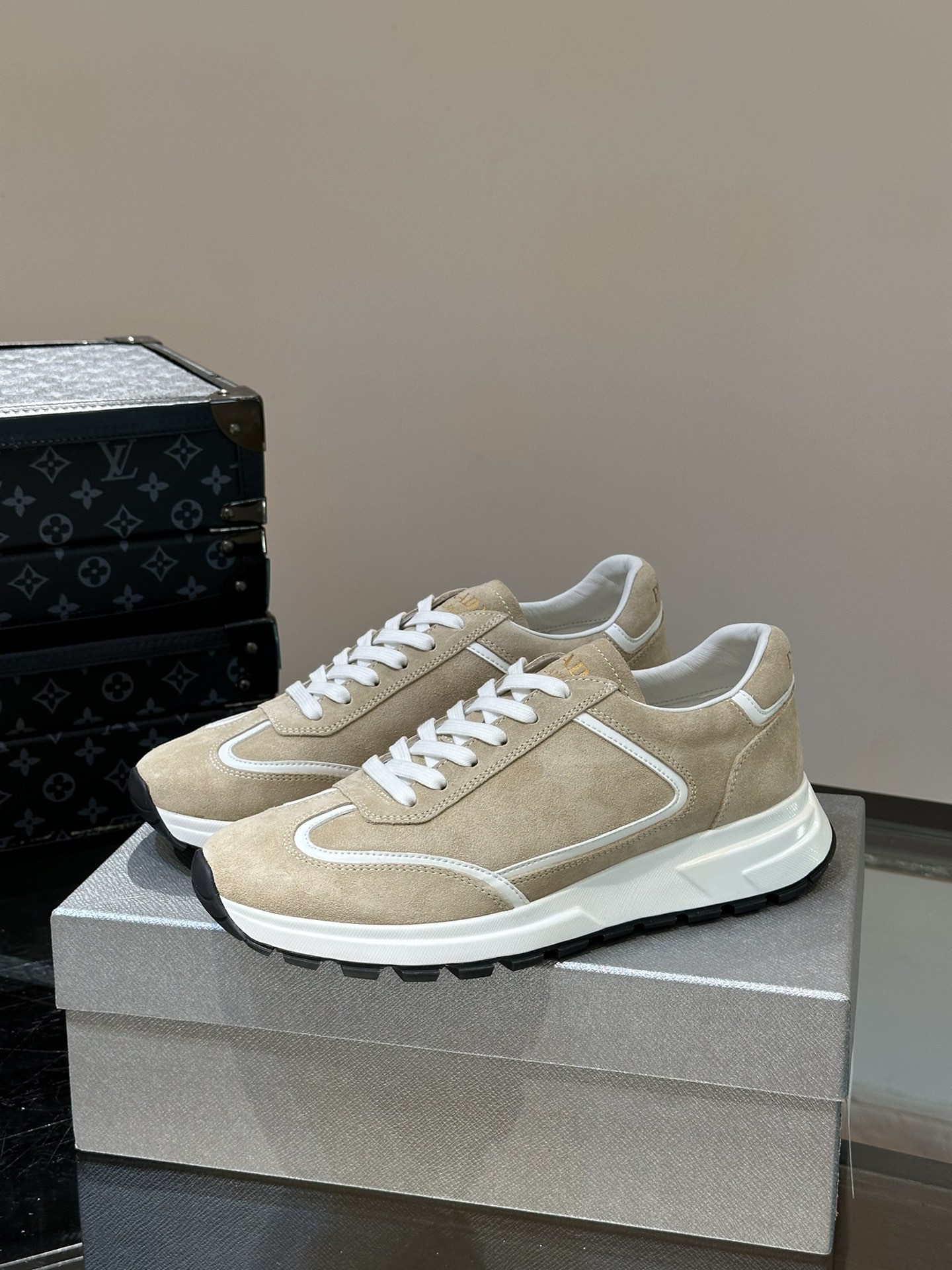 프라다 Prada 스니커즈