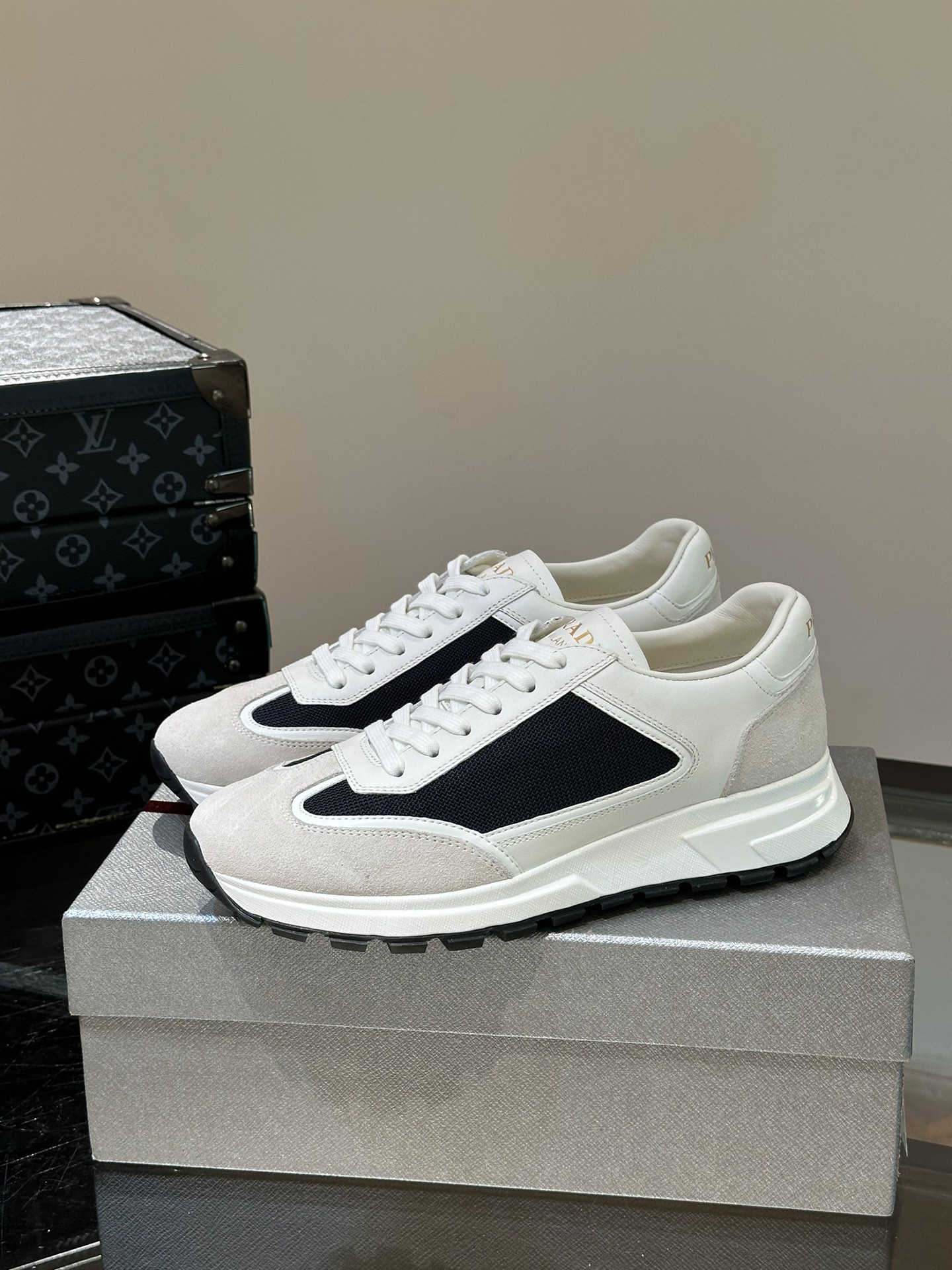 프라다 Prada 스니커즈