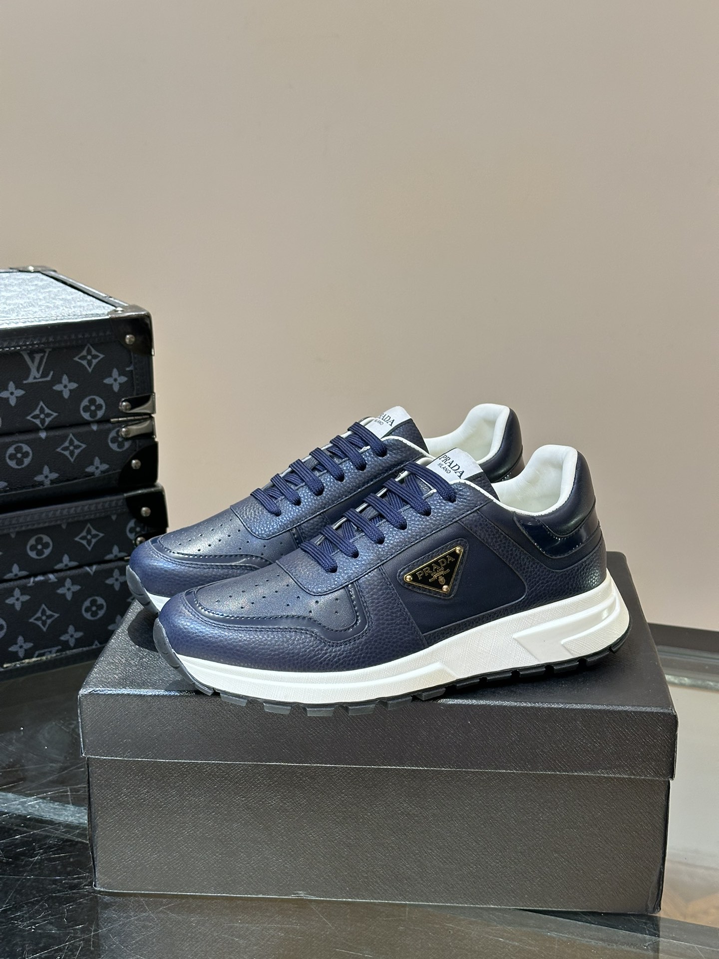 프라다 Prada 스니커즈