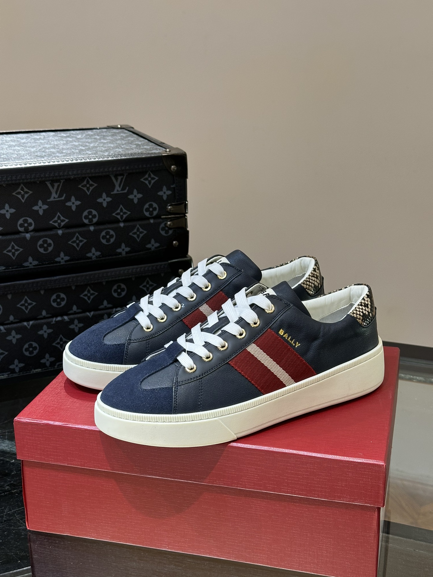 발리 BALLY 스니커즈