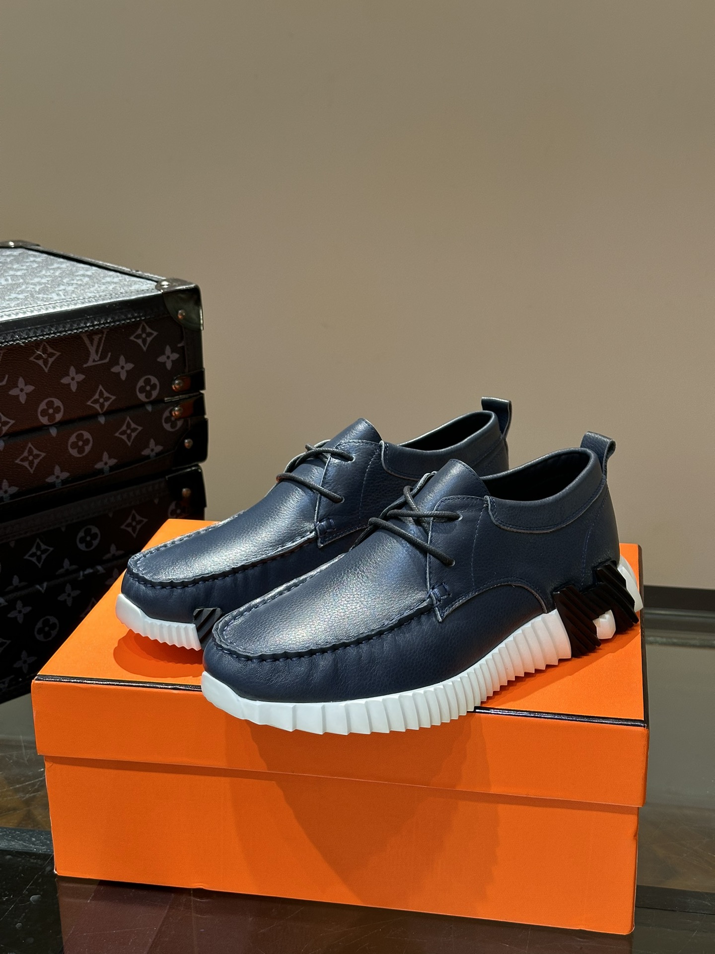 에르메스 Hermes 스니커즈