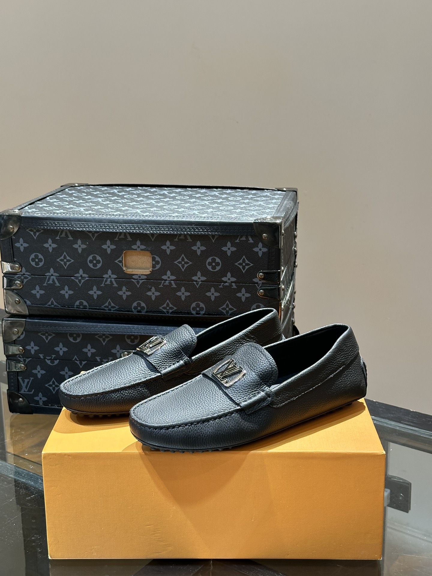 루이비통 Louis Vuitton 스니커즈