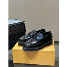 루이비통 Louis Vuitton 로퍼