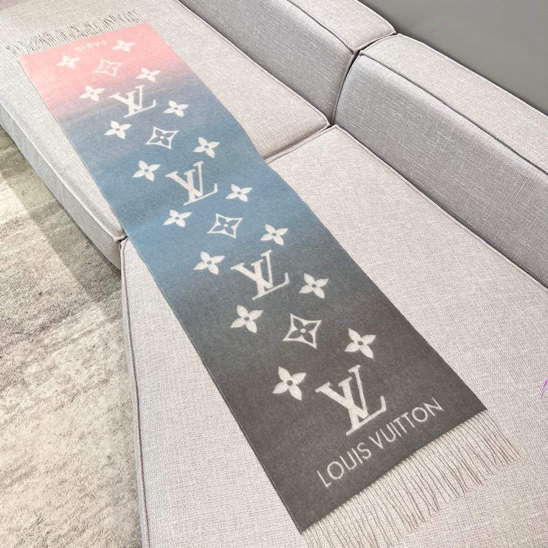 루이비통 Louis Vuitton M70868 스커프 190×45CM