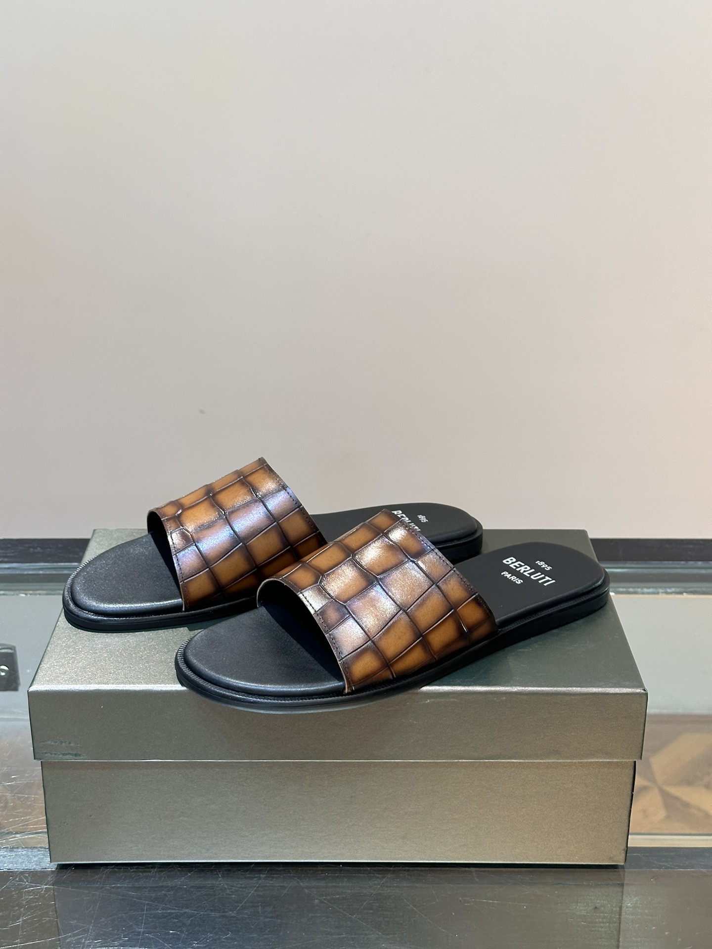 벨루티 Berluti 슬리퍼